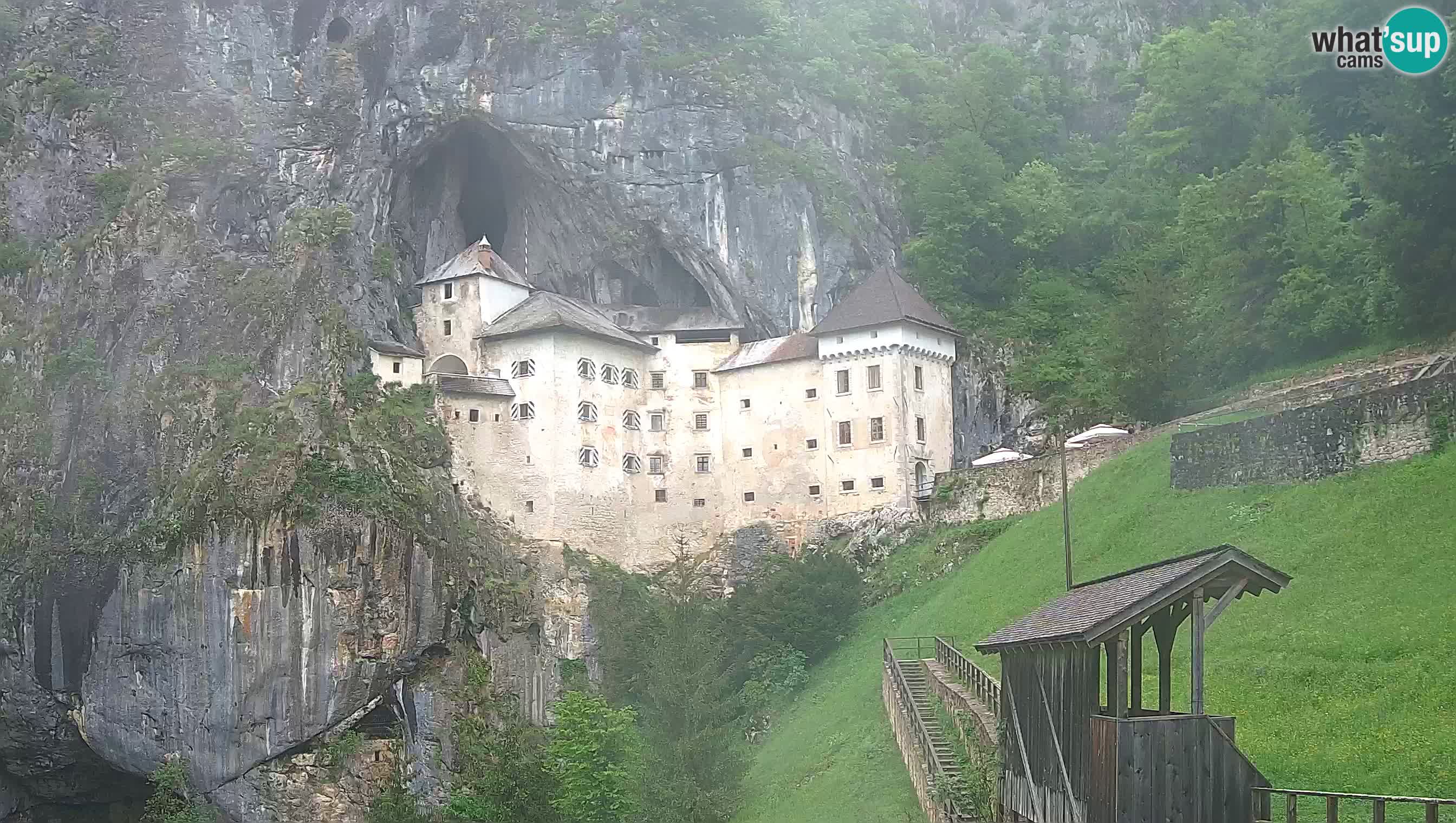 Camera en vivo Castillo de Predjama – Postojna – Eslovenia