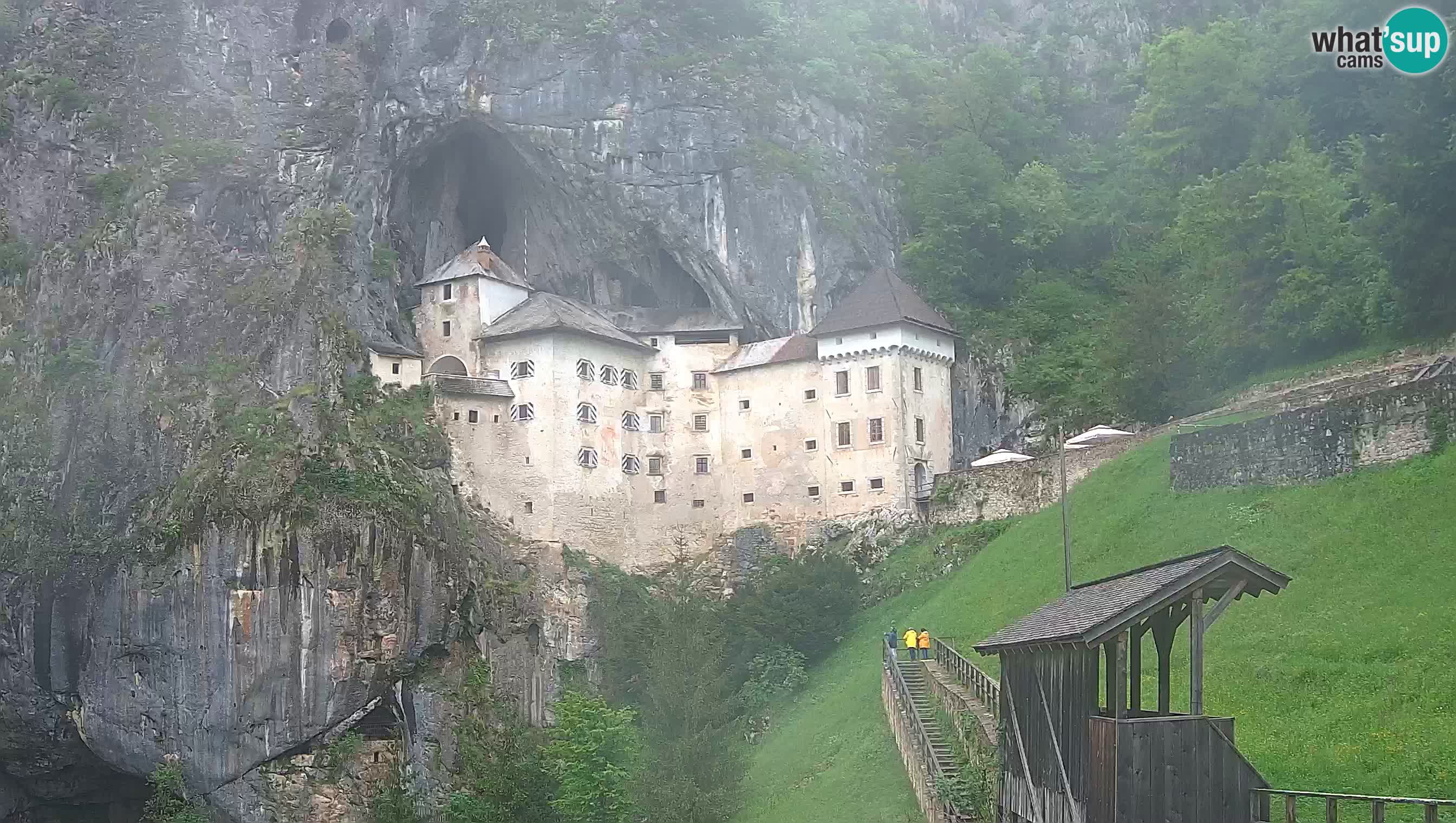 Web kamera Predjamski dvorac – Postojna – Slovenija