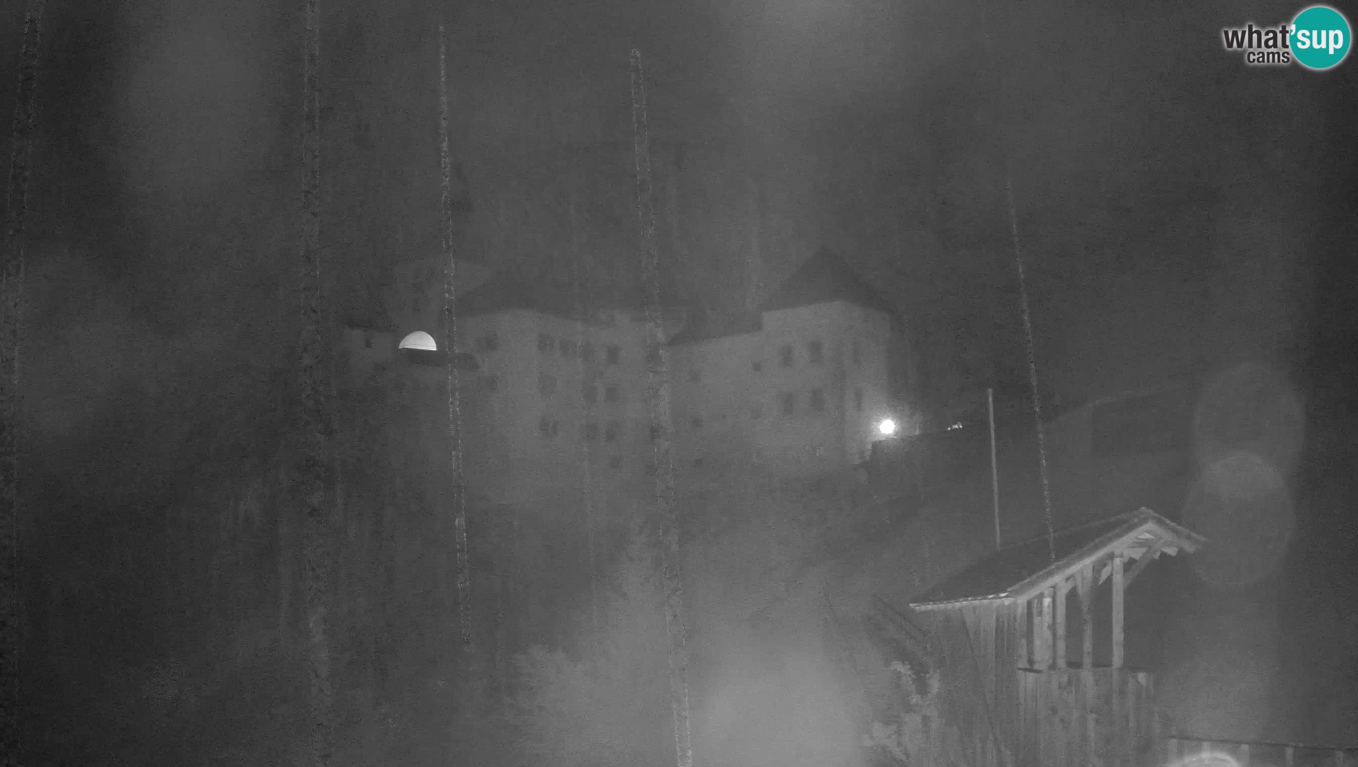 Web kamera Predjamski dvorac – Postojna – Slovenija