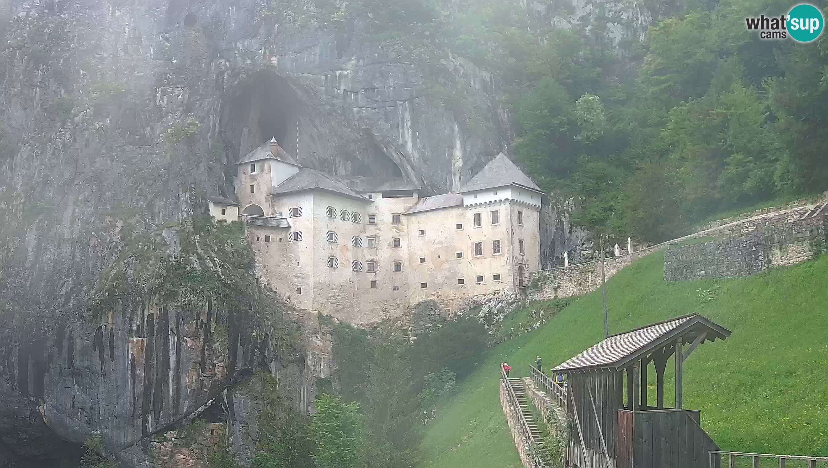 Live Webcam Predjamski grad – Predjama Castle – Postojna – Slovenia