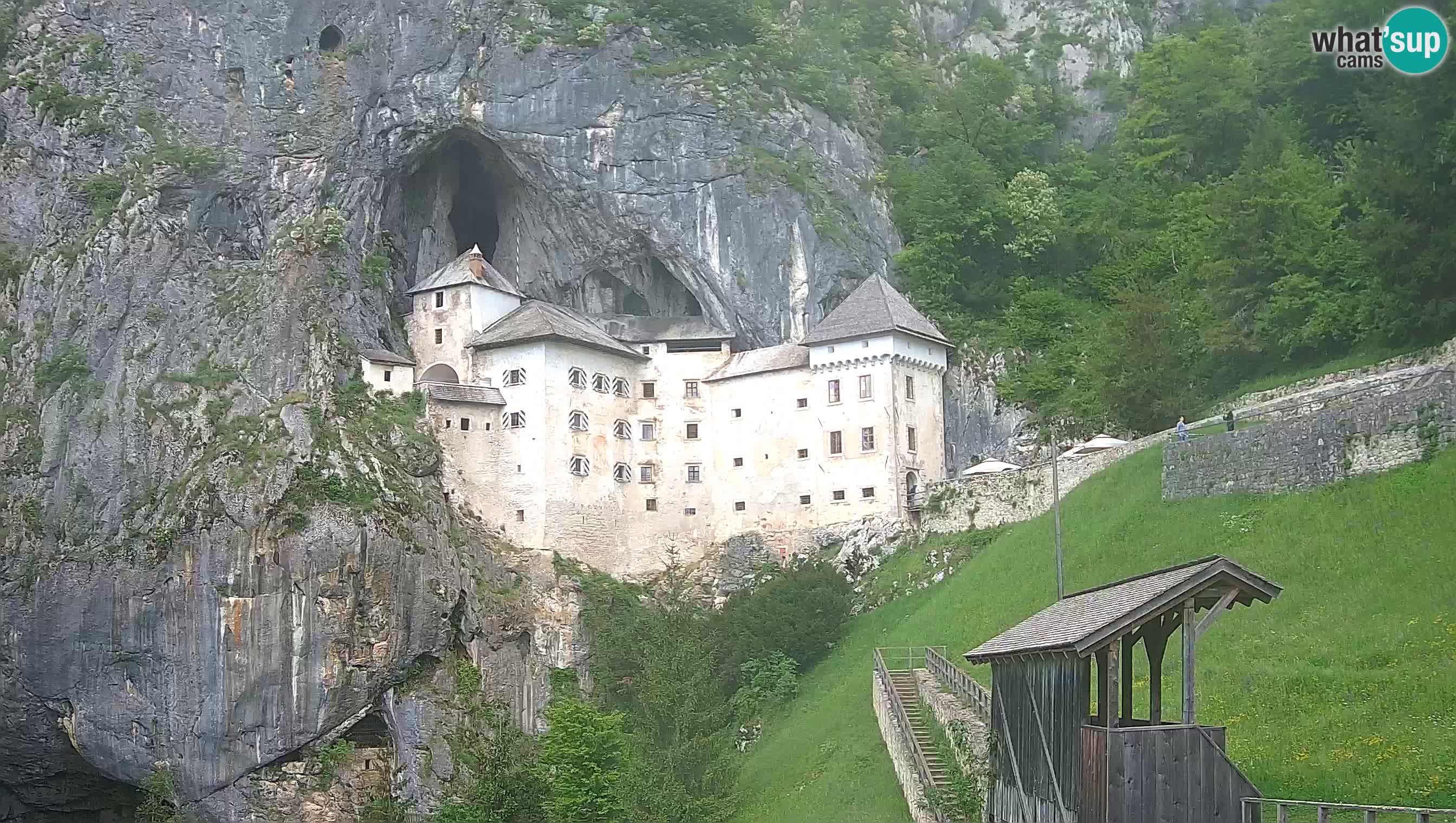 Web kamera Predjamski dvorac – Postojna – Slovenija