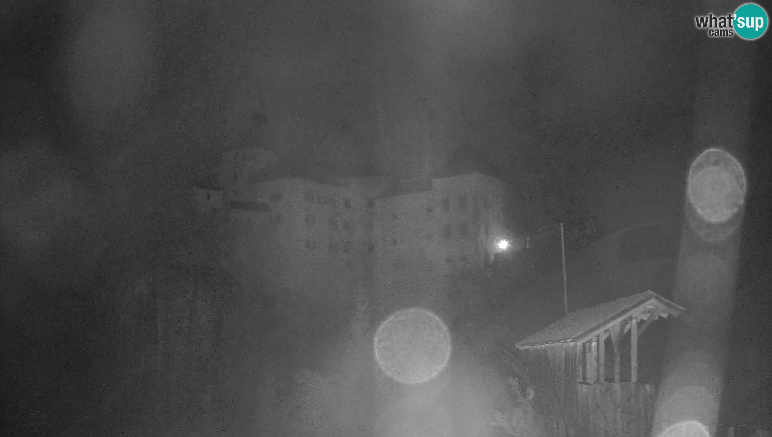 Live Webcam Grad Predjama – Château de Predjama – Postojna – Slovénie