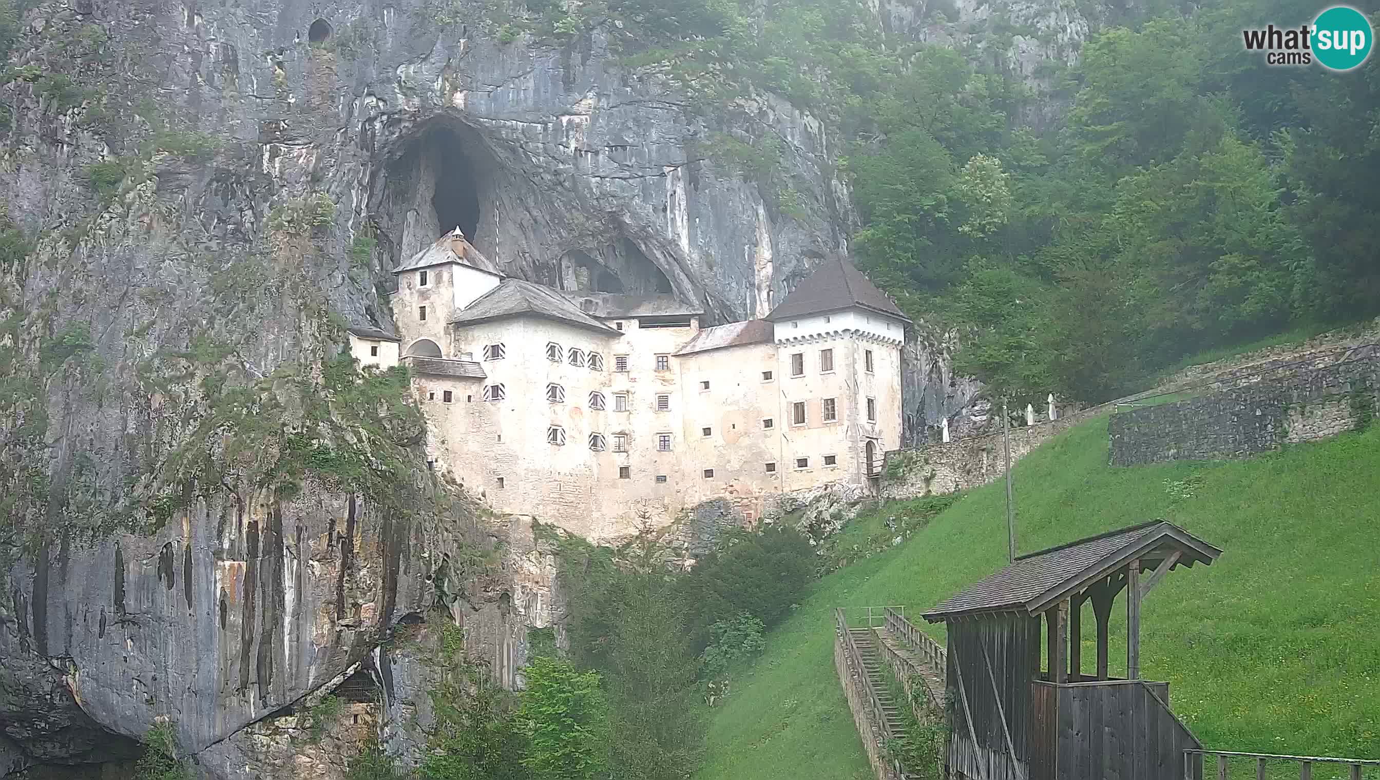 Live Webcam Castello di Predjama – Postumia – Slovenia