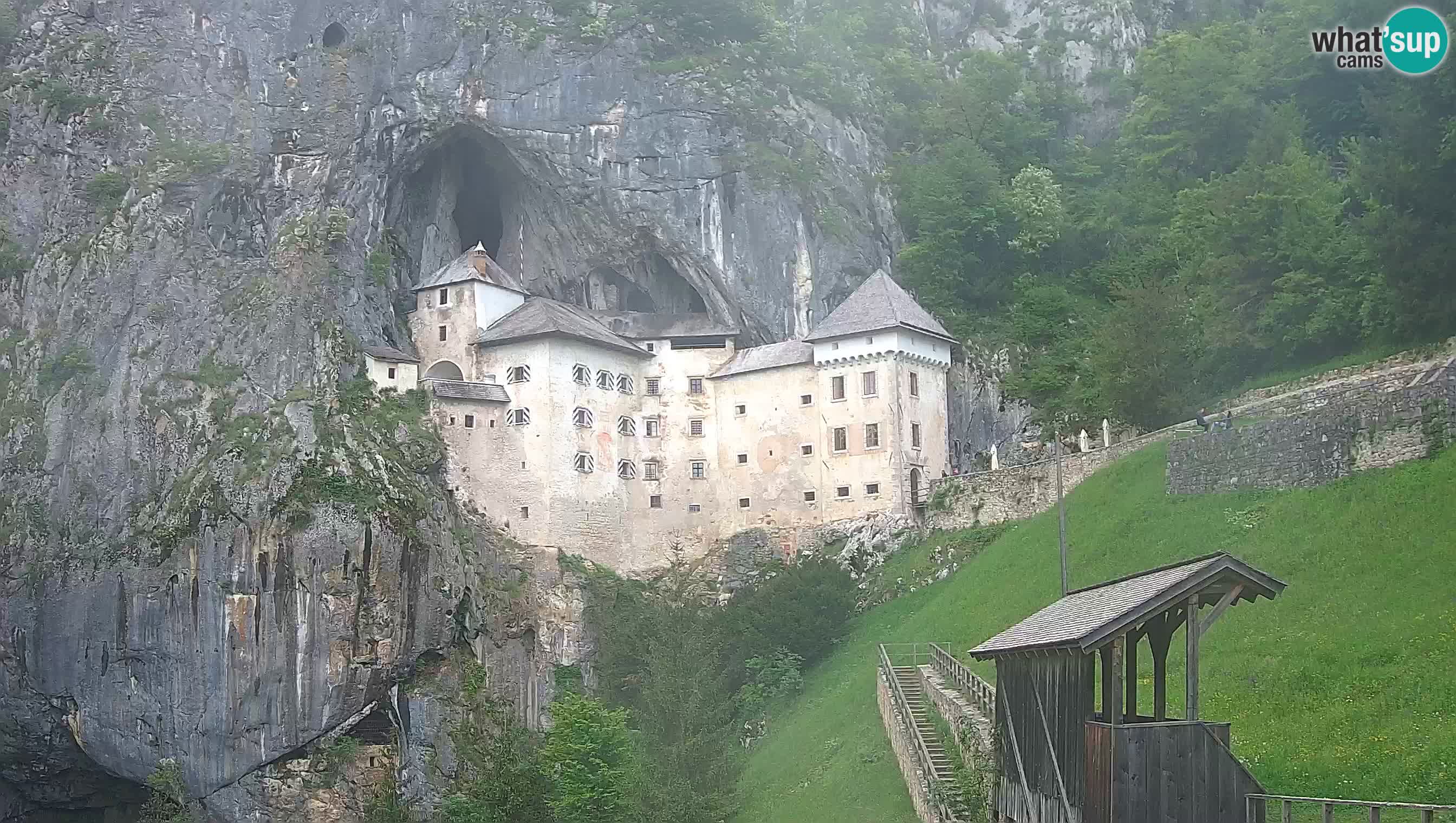 Camera en vivo Castillo de Predjama – Postojna – Eslovenia