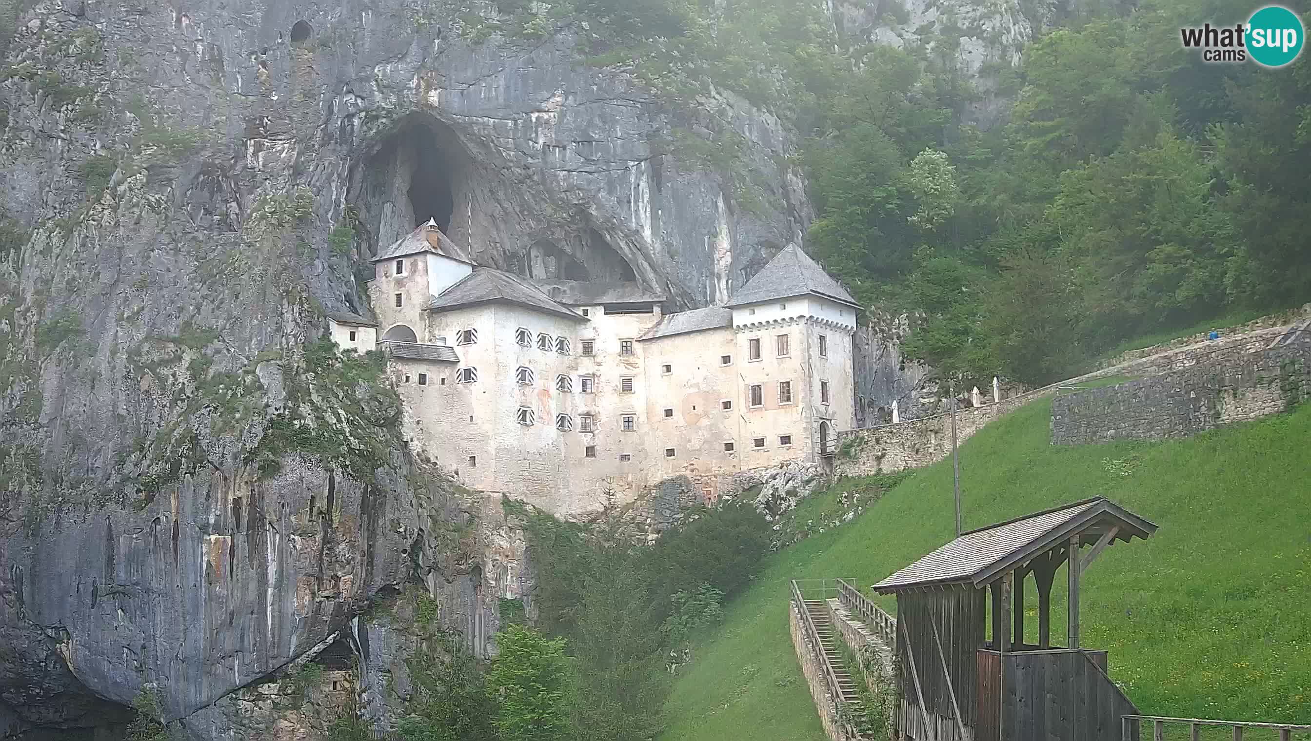 Live Webcam Predjamski grad – Predjama Castle – Postojna – Slovenia