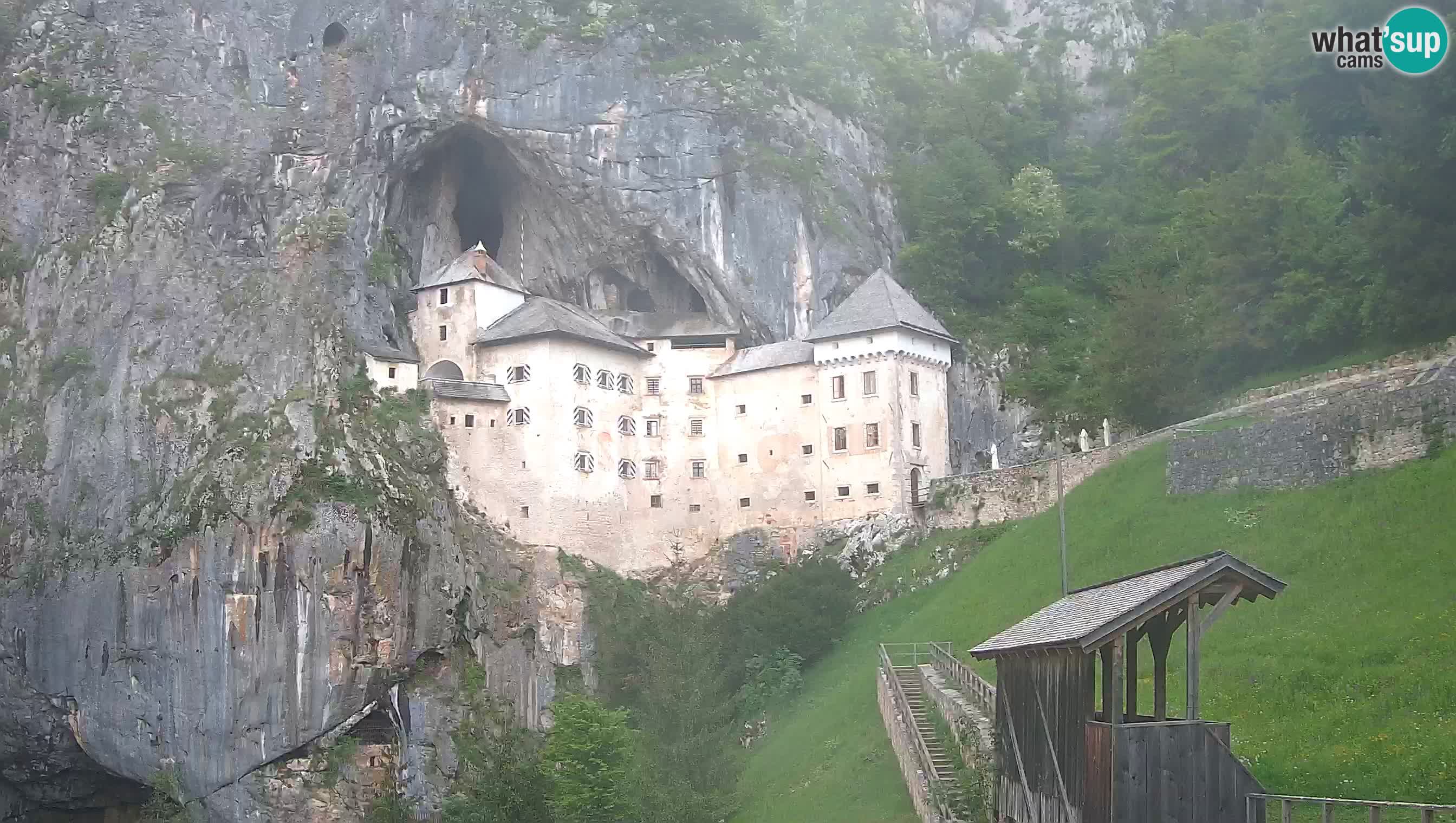 Live Webcam Predjamski grad – Predjama Castle – Postojna – Slovenia