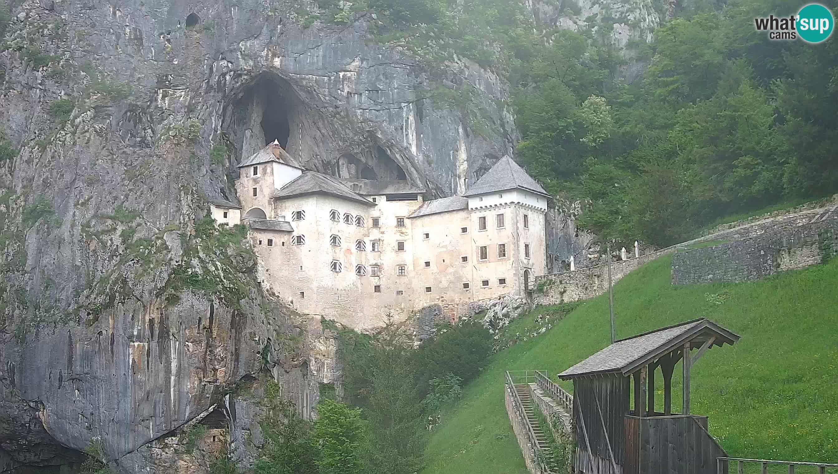 Live Webcam Predjamski grad – Predjama Castle – Postojna – Slovenia