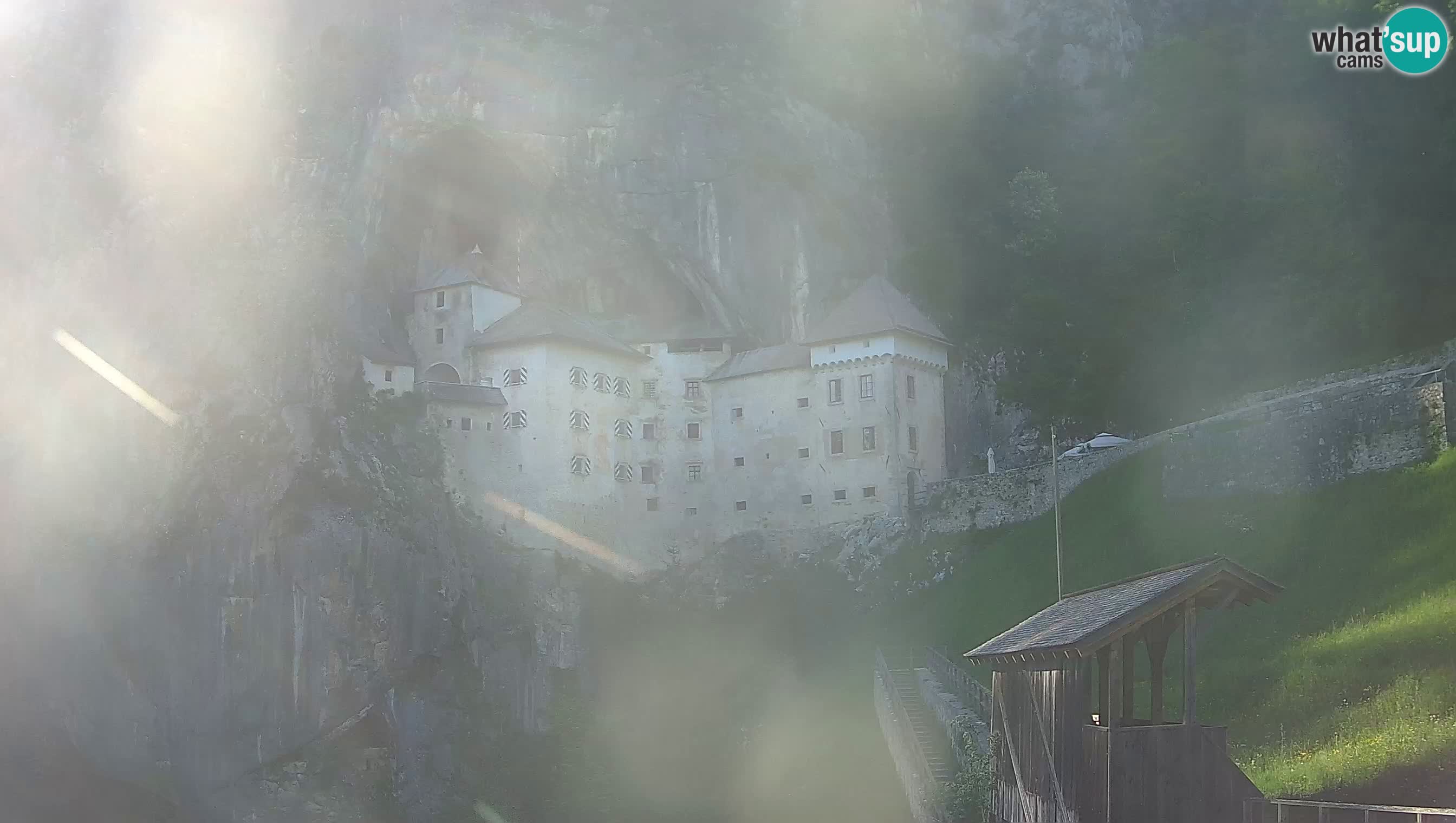 Live Webcam Predjamski grad – Predjama Castle – Postojna – Slovenia