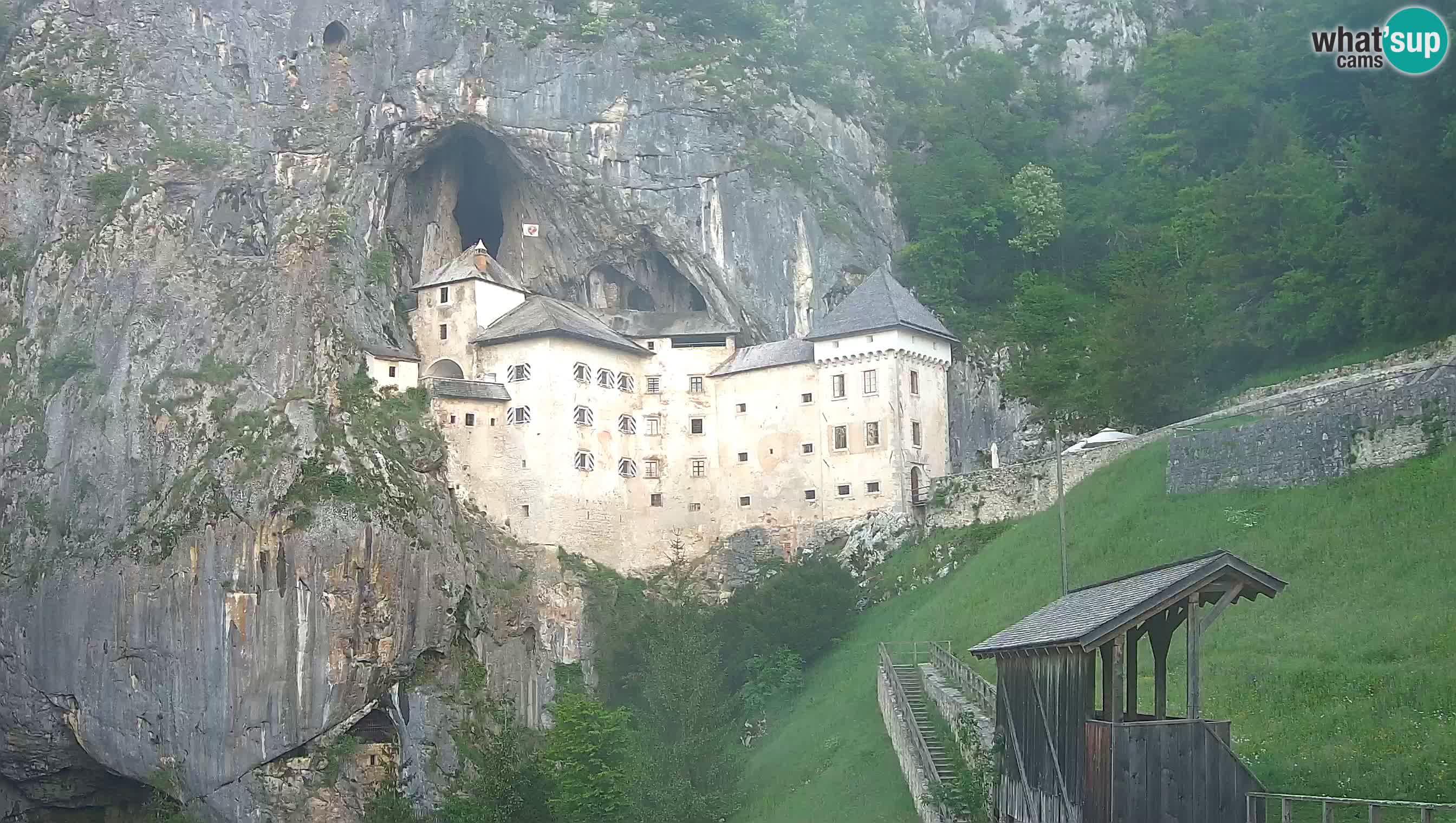 Camera en vivo Castillo de Predjama – Postojna – Eslovenia