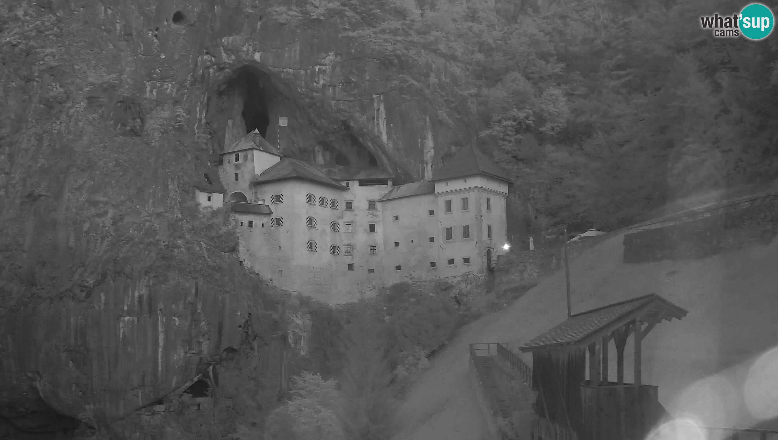 Live Webcam Höhlenburg Predjama – Postojna – Slowenien