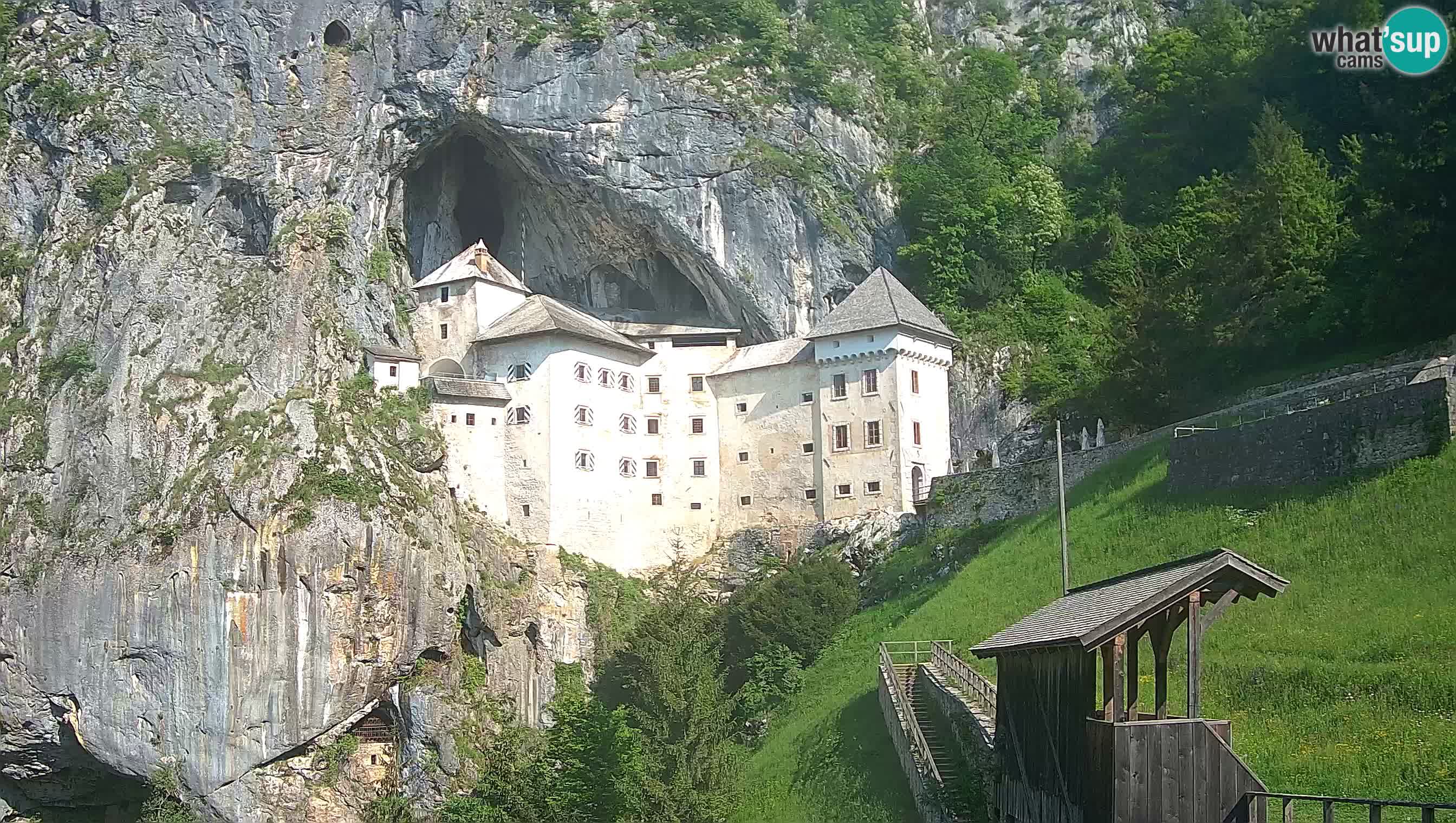 Live Webcam Castello di Predjama – Postumia – Slovenia