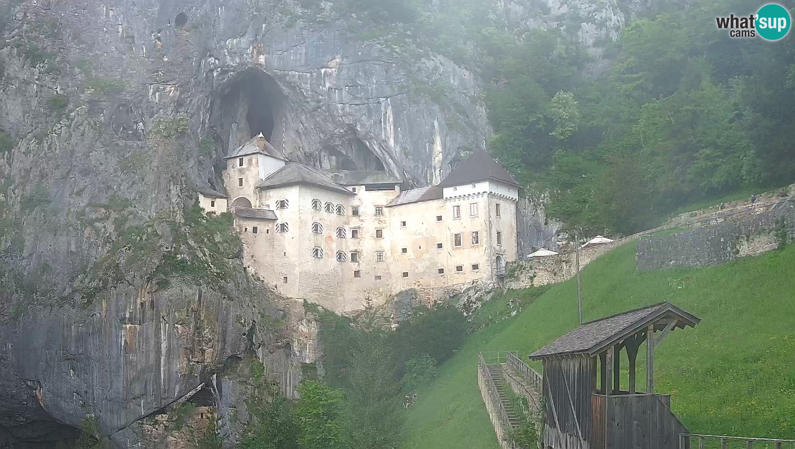Live Webcam Castello di Predjama – Postumia – Slovenia