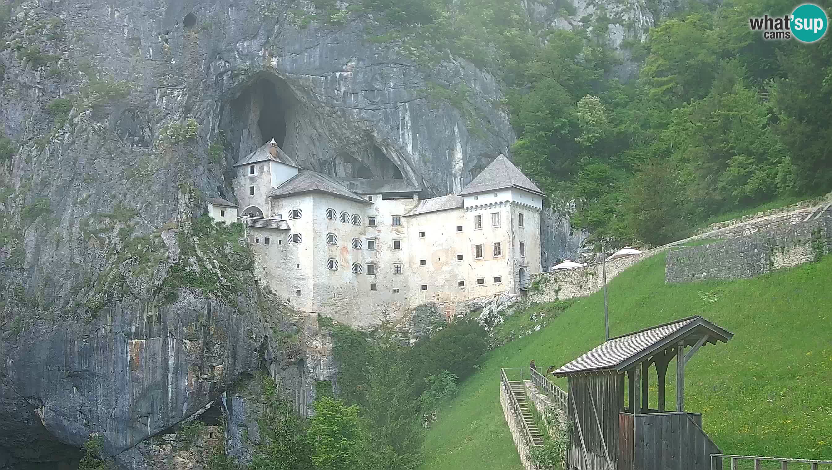 Live Webcam Predjamski grad – Predjama Castle – Postojna – Slovenia