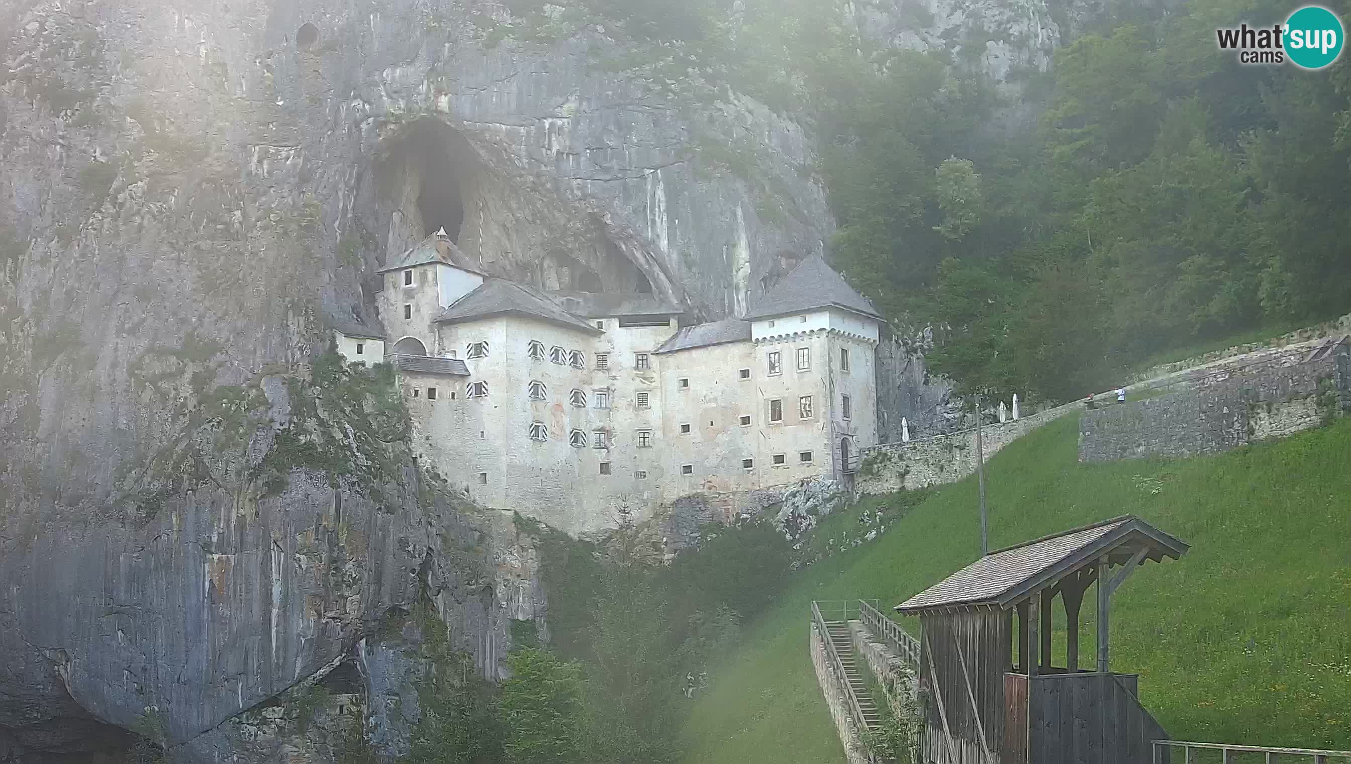 Camera en vivo Castillo de Predjama – Postojna – Eslovenia