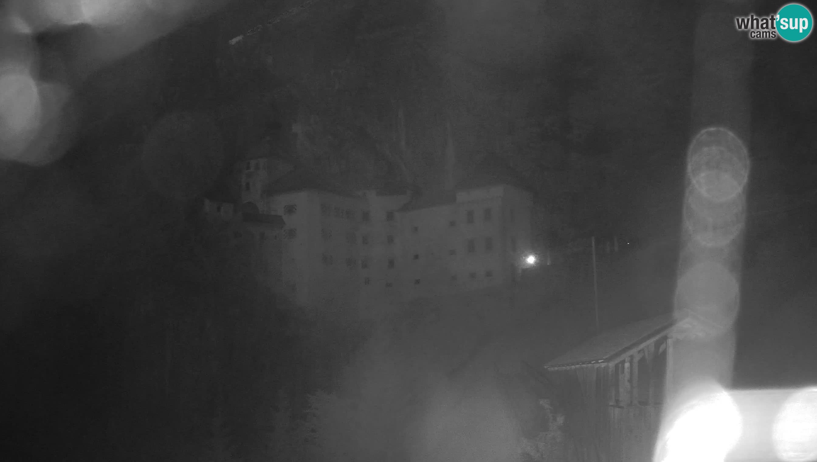 Web kamera Predjamski dvorac – Postojna – Slovenija