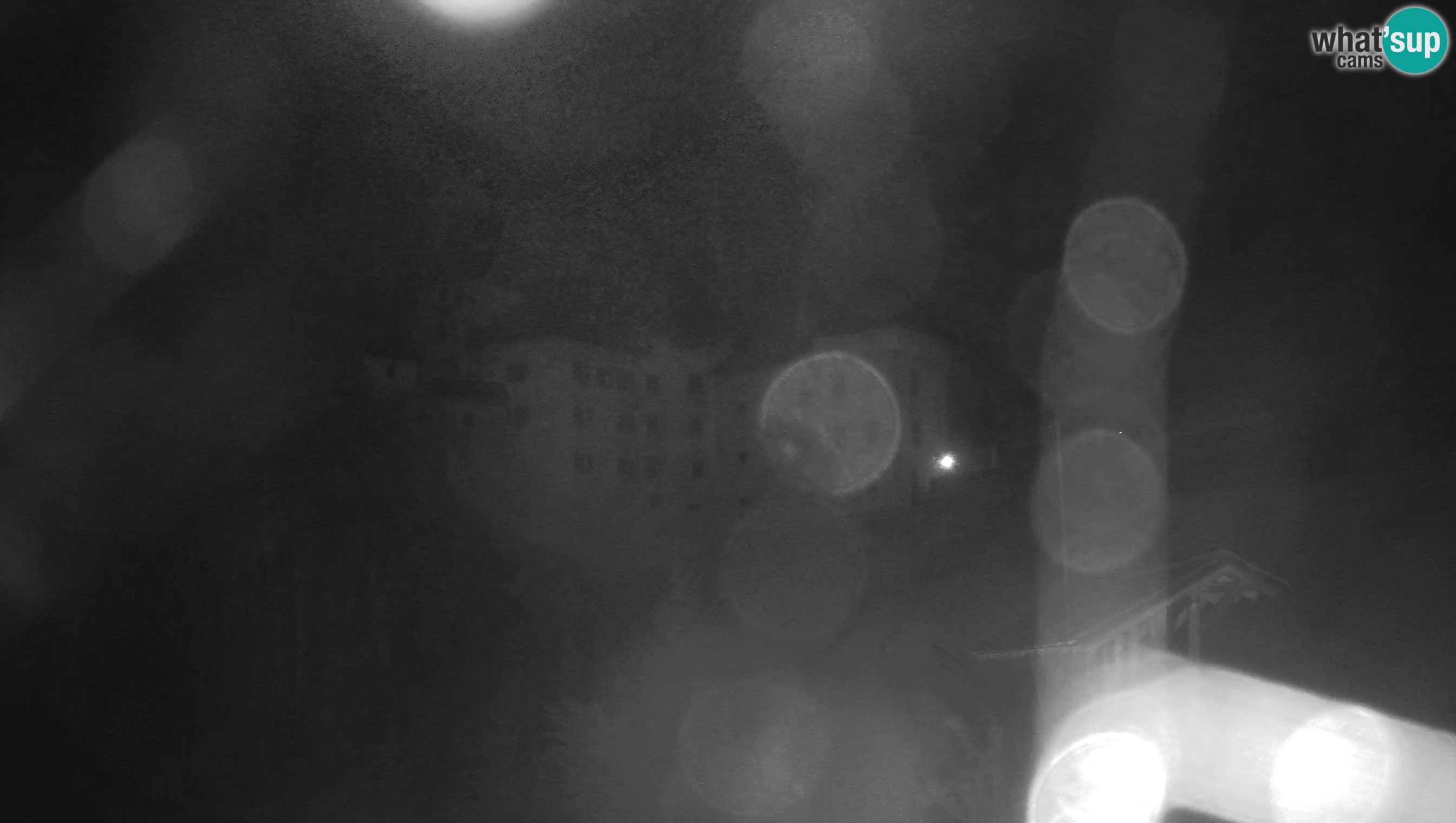 Live Webcam Höhlenburg Predjama – Postojna – Slowenien