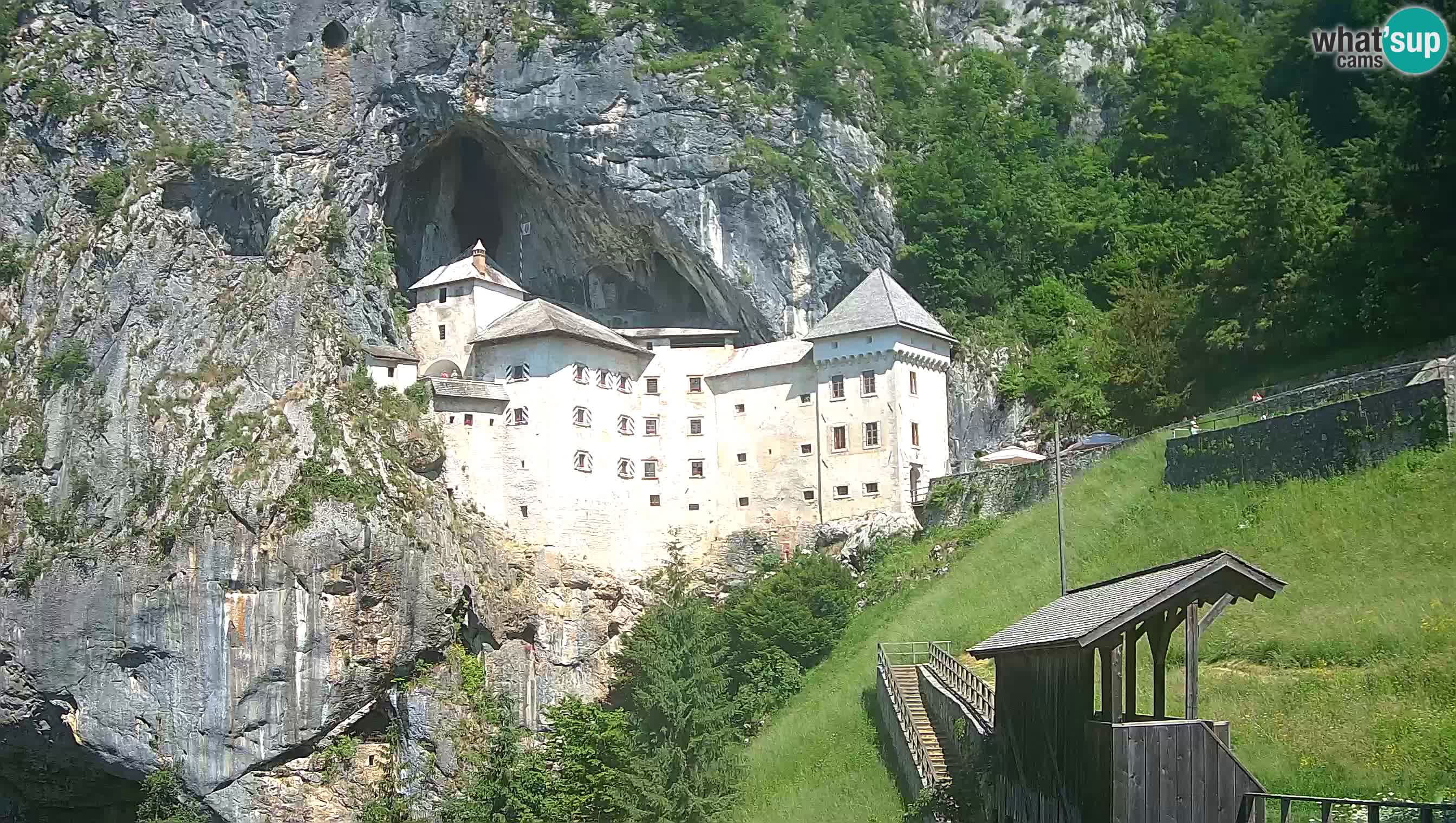 Live Webcam Castello di Predjama – Postumia – Slovenia