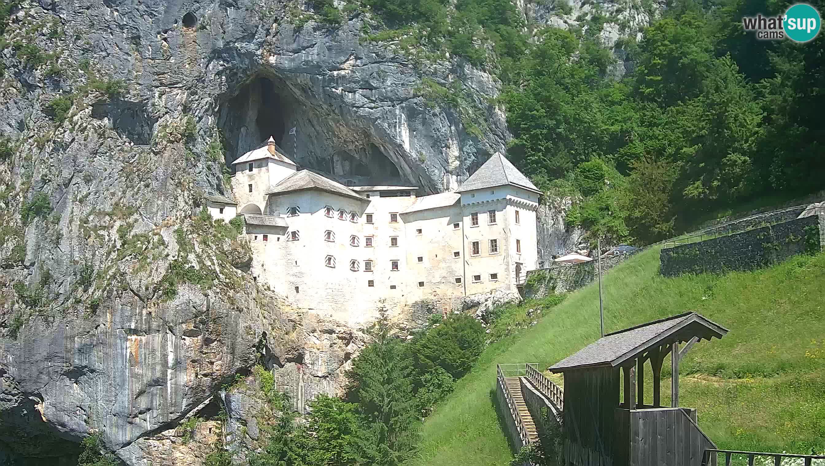 Web kamera Predjamski dvorac – Postojna – Slovenija