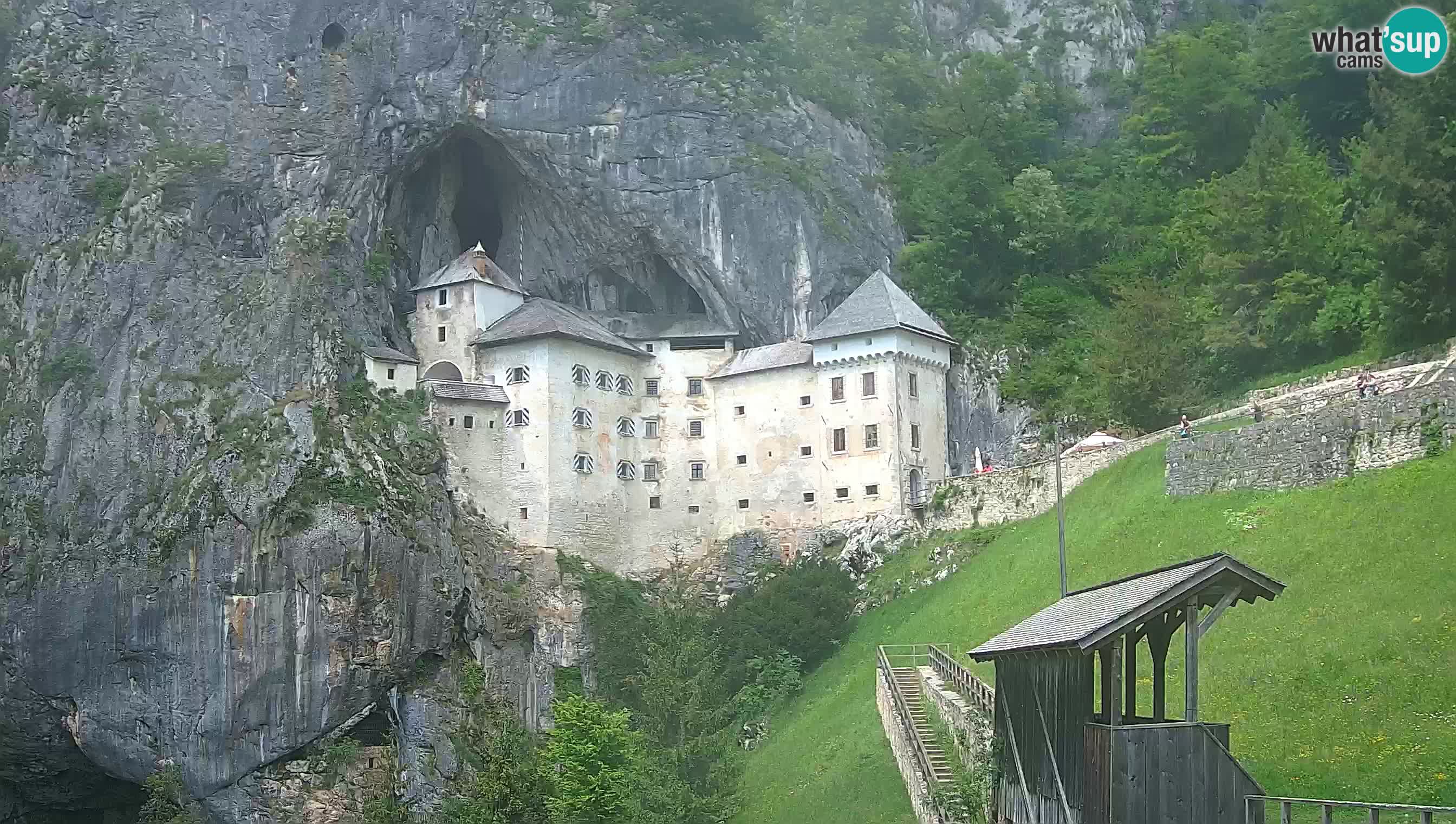 Web kamera Predjamski dvorac – Postojna – Slovenija
