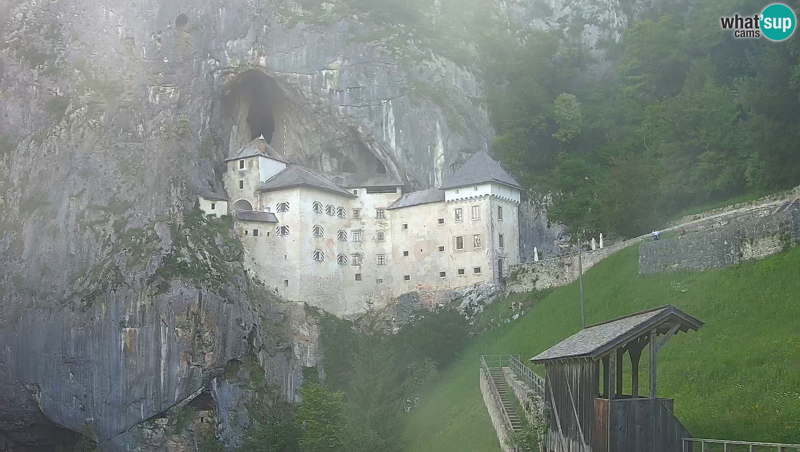 Live Webcam Predjamski grad – Predjama Castle – Postojna – Slovenia