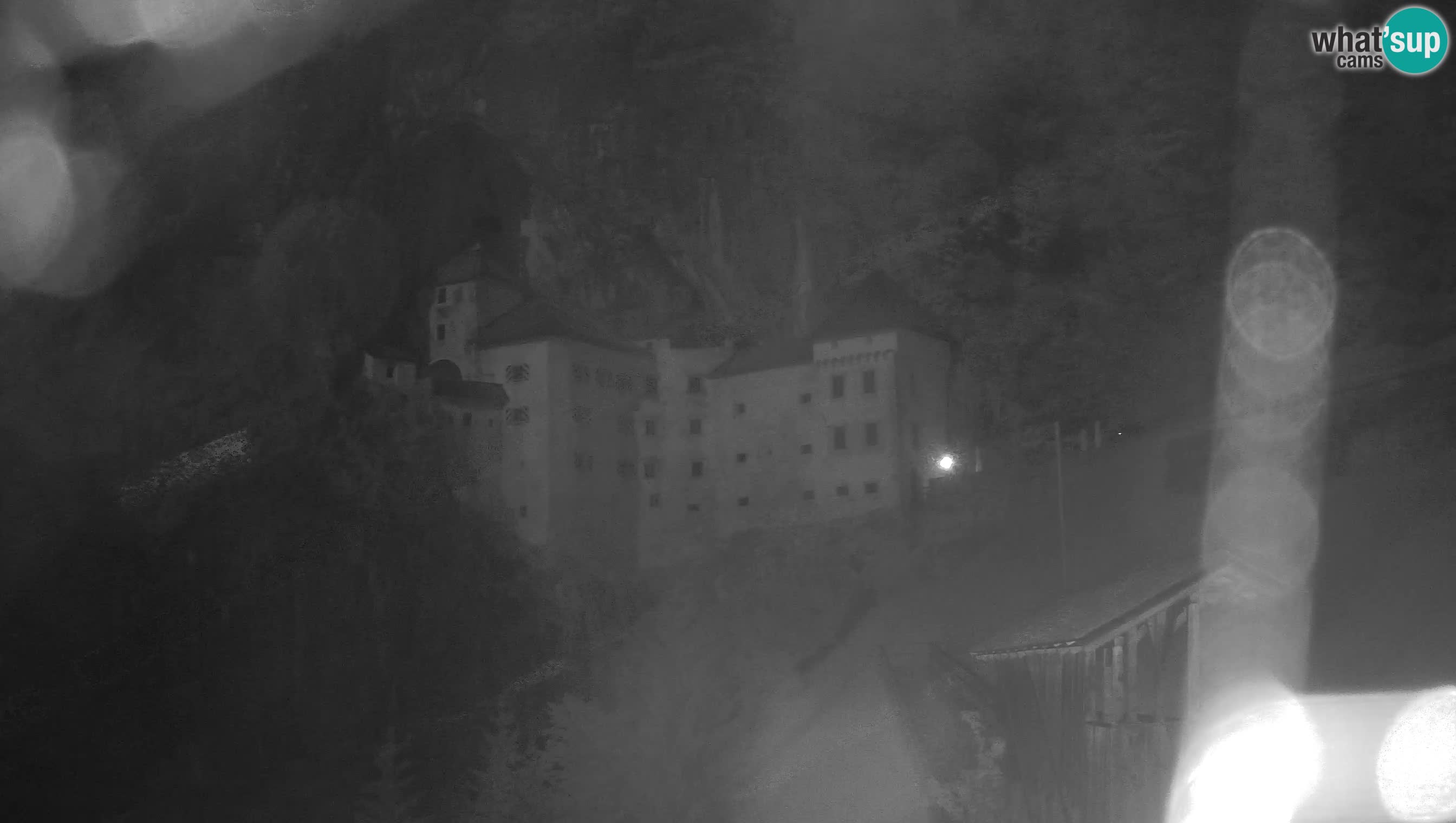 Live Webcam Predjamski grad – Predjama Castle – Postojna – Slovenia