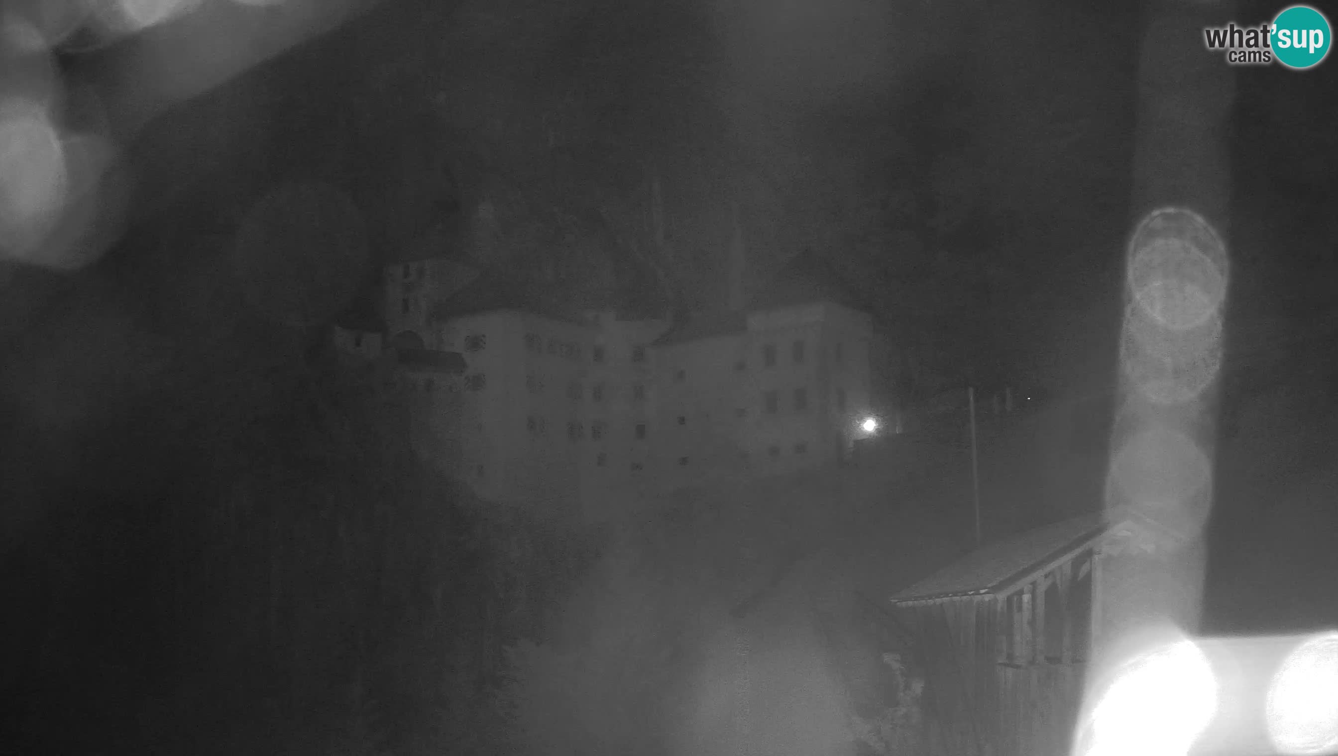 Live Webcam Predjamski grad – Predjama Castle – Postojna – Slovenia