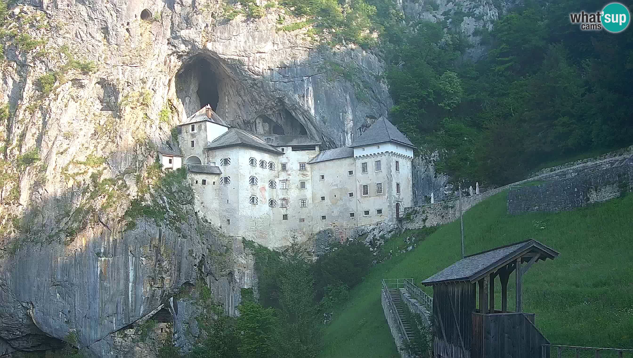 Live Webcam Castello di Predjama – Postumia – Slovenia