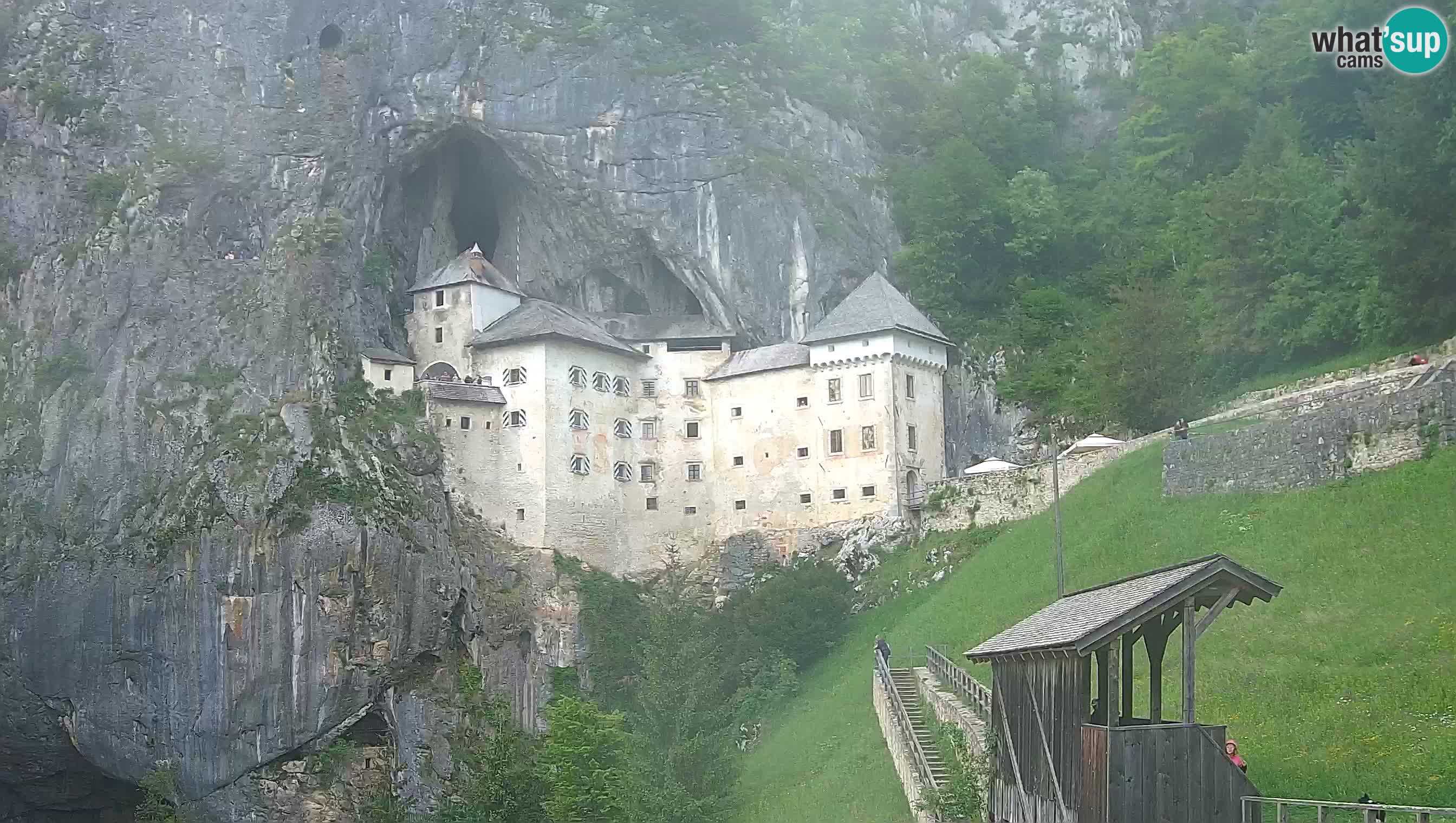 Live Webcam Höhlenburg Predjama – Postojna – Slowenien