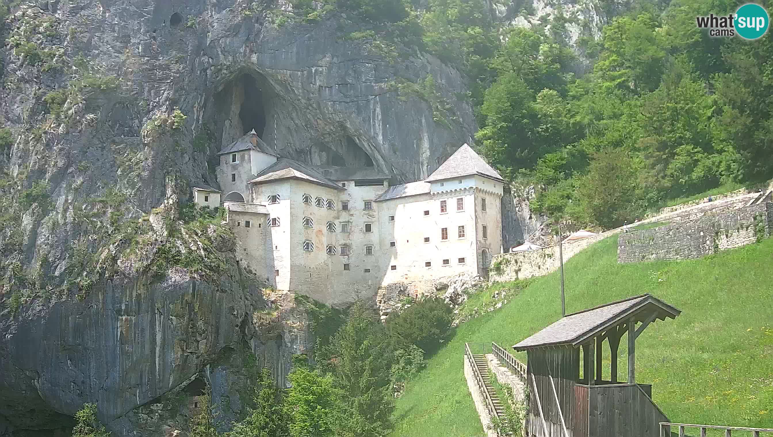 Live Webcam Predjamski grad – Predjama Castle – Postojna – Slovenia