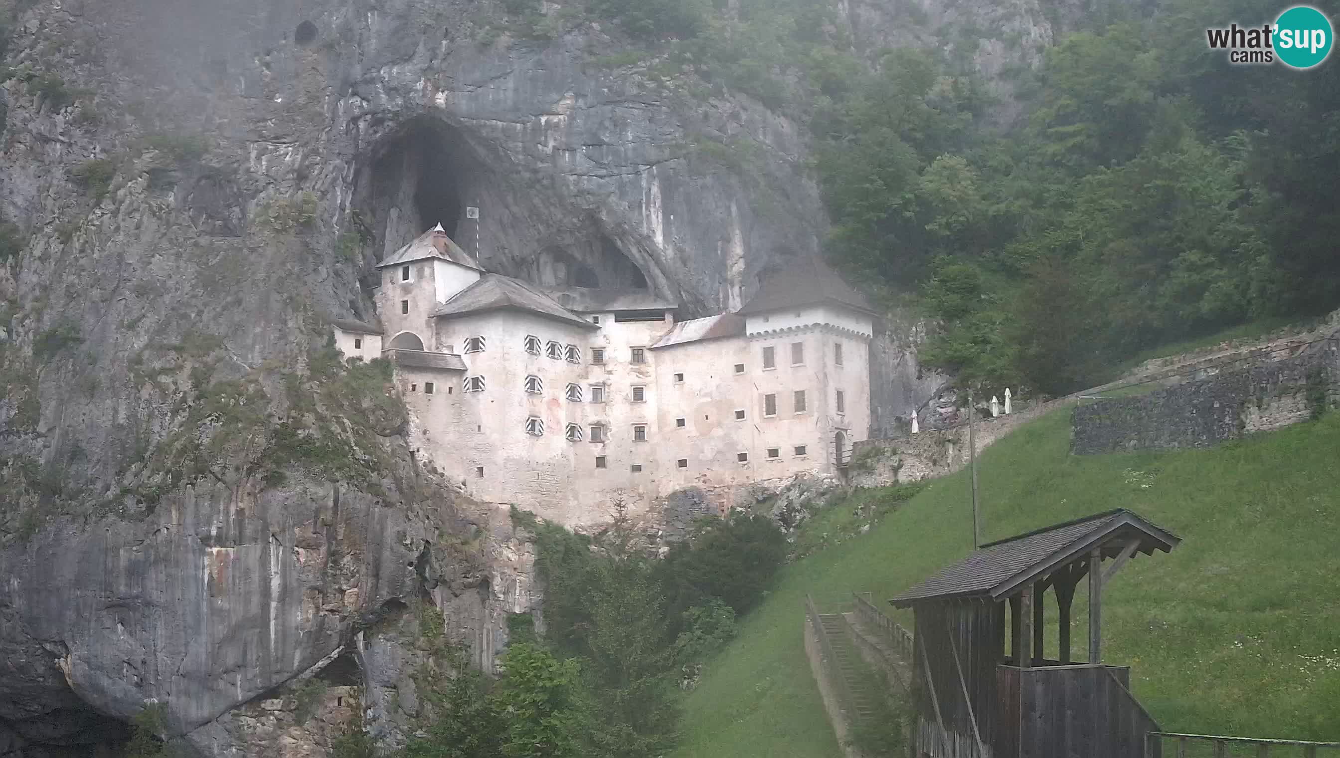 Live Webcam Predjamski grad – Predjama Castle – Postojna – Slovenia