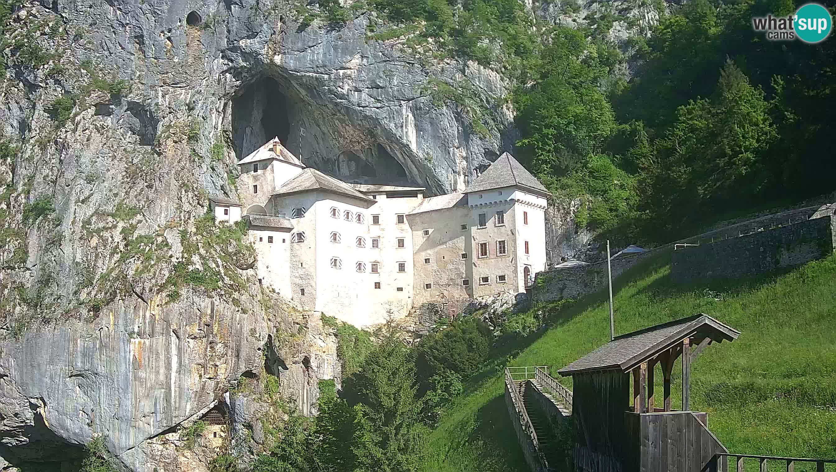 Live Webcam Predjamski grad – Predjama Castle – Postojna – Slovenia