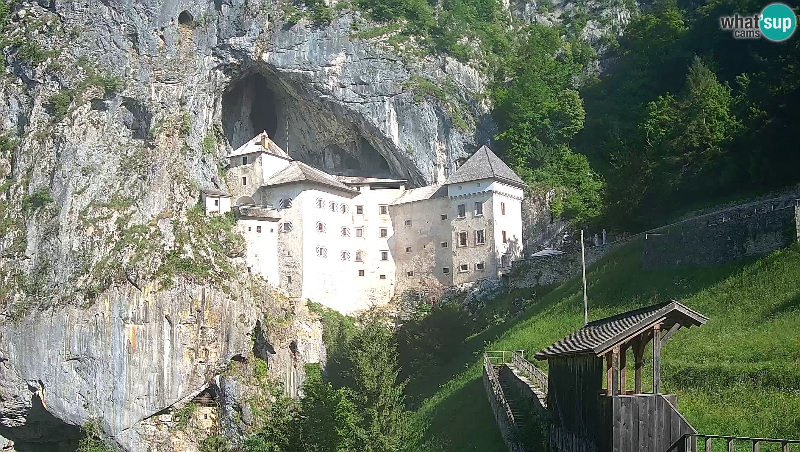 Live Webcam Castello di Predjama – Postumia – Slovenia