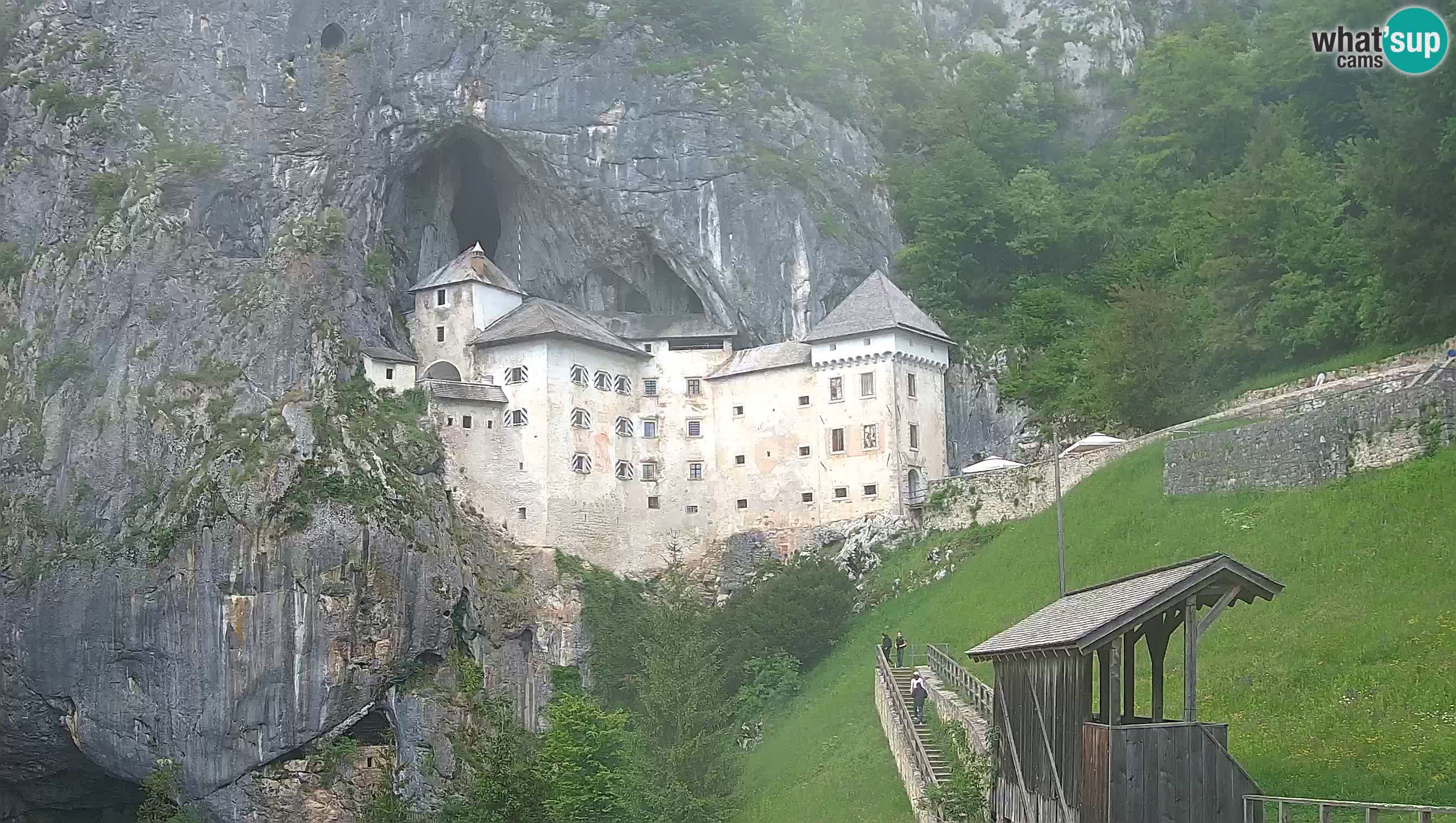 Web kamera Predjamski dvorac – Postojna – Slovenija