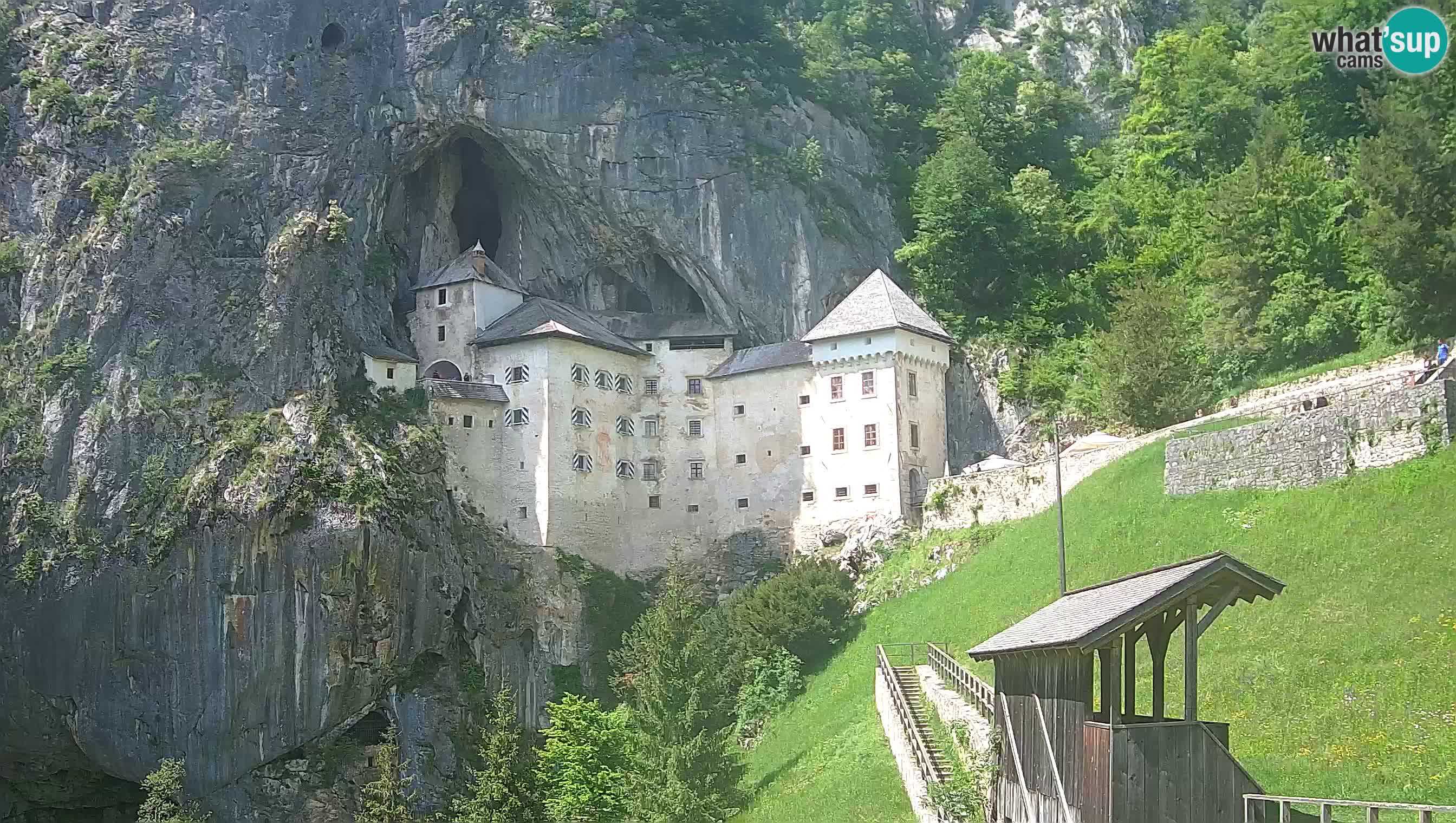 Live Webcam Castello di Predjama – Postumia – Slovenia