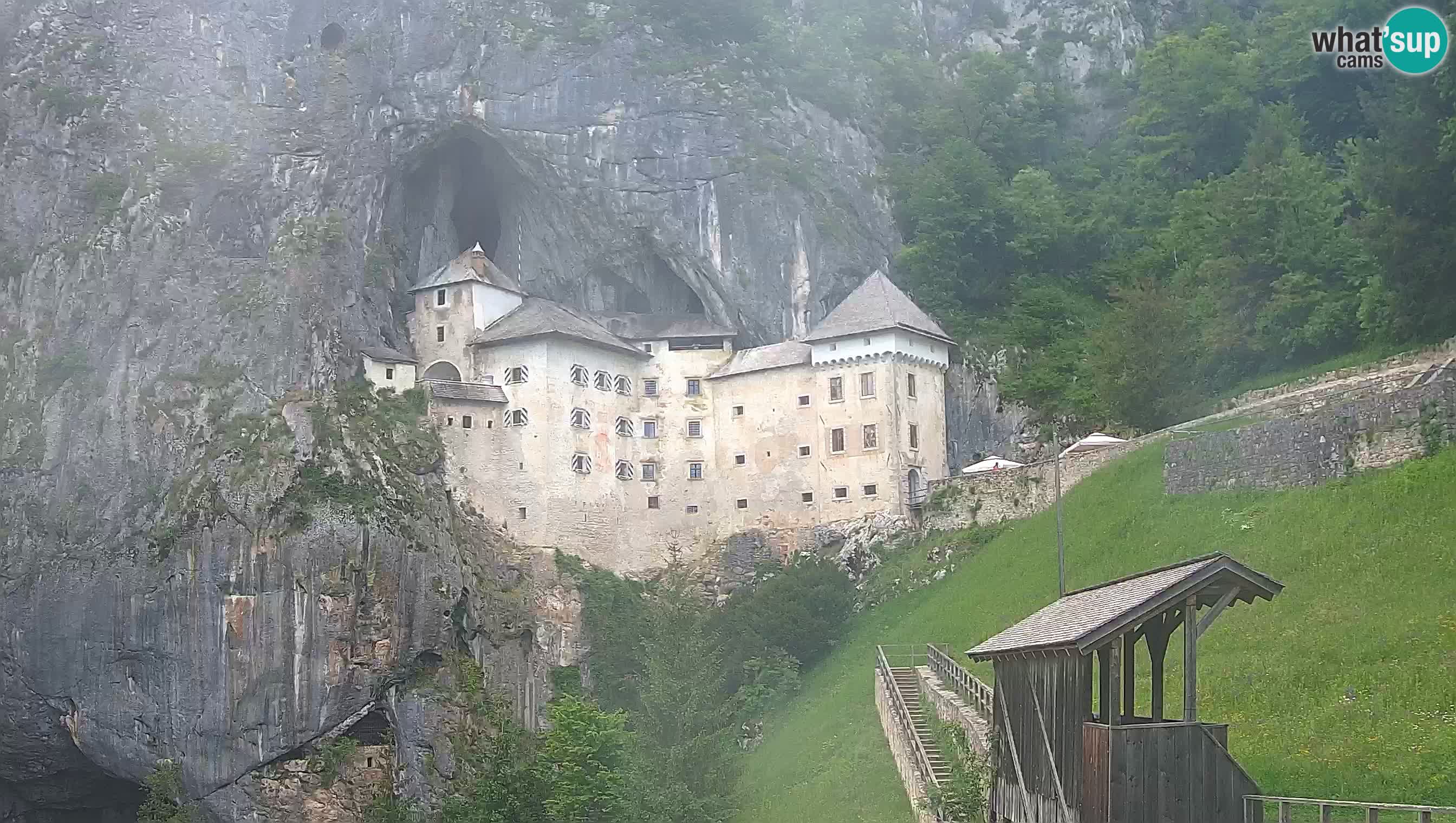Live Webcam Castello di Predjama – Postumia – Slovenia