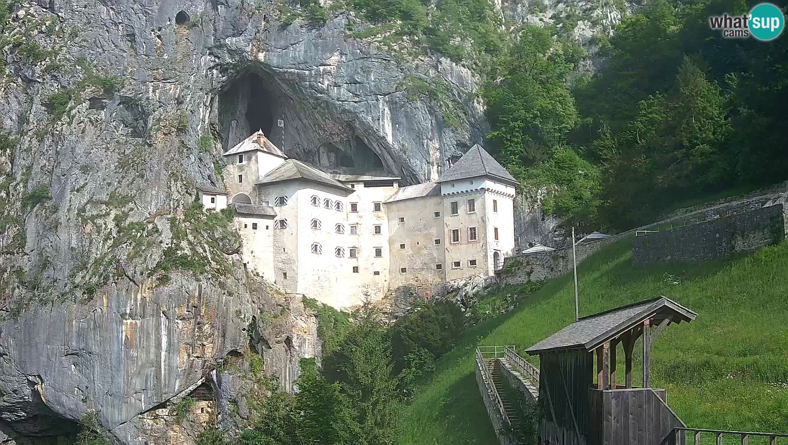 Live Webcam Predjamski grad – Predjama Castle – Postojna – Slovenia