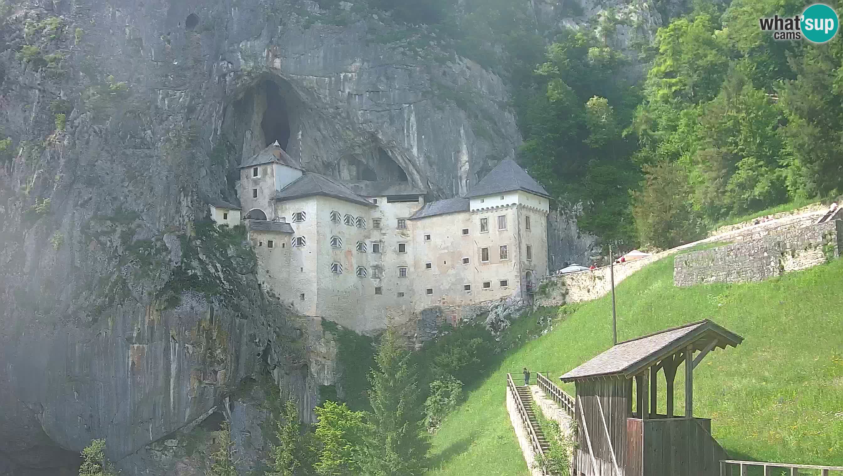 Live Webcam Castello di Predjama – Postumia – Slovenia