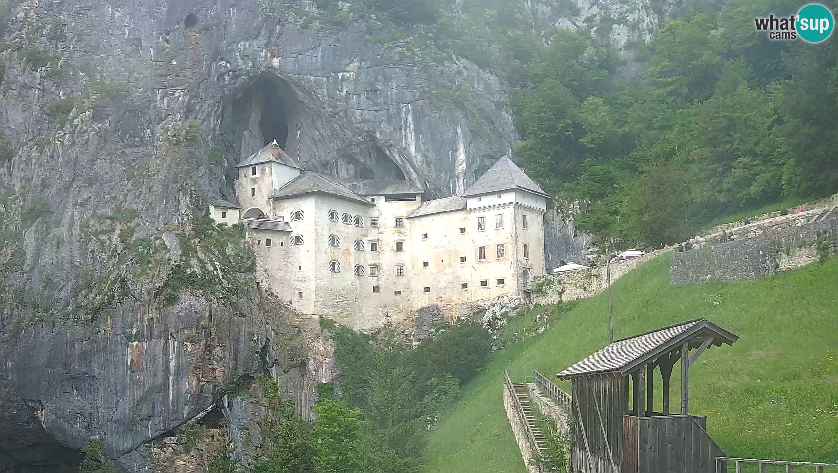 Live Webcam Castello di Predjama – Postumia – Slovenia