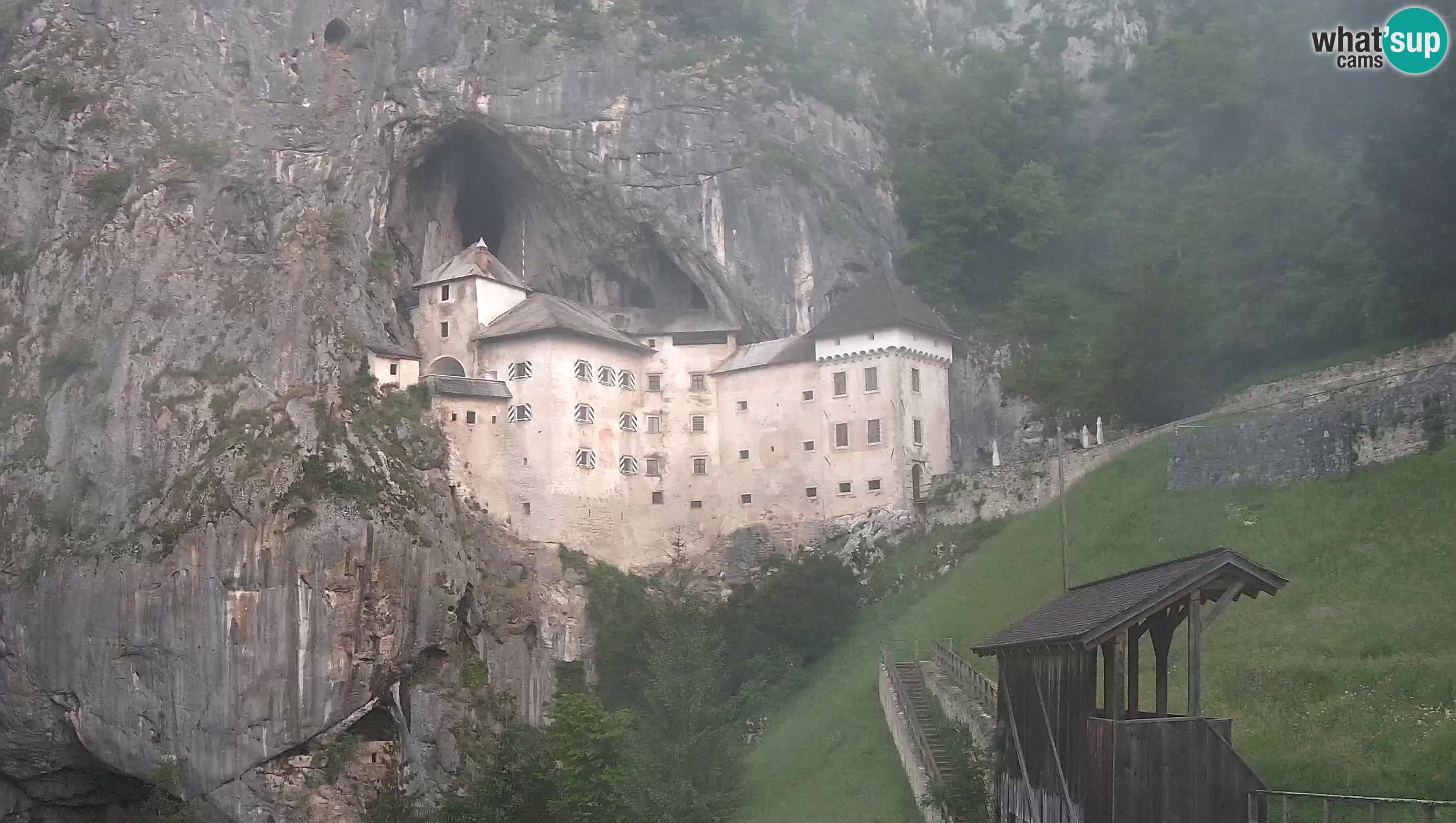 Live Webcam Predjamski grad – Predjama Castle – Postojna – Slovenia
