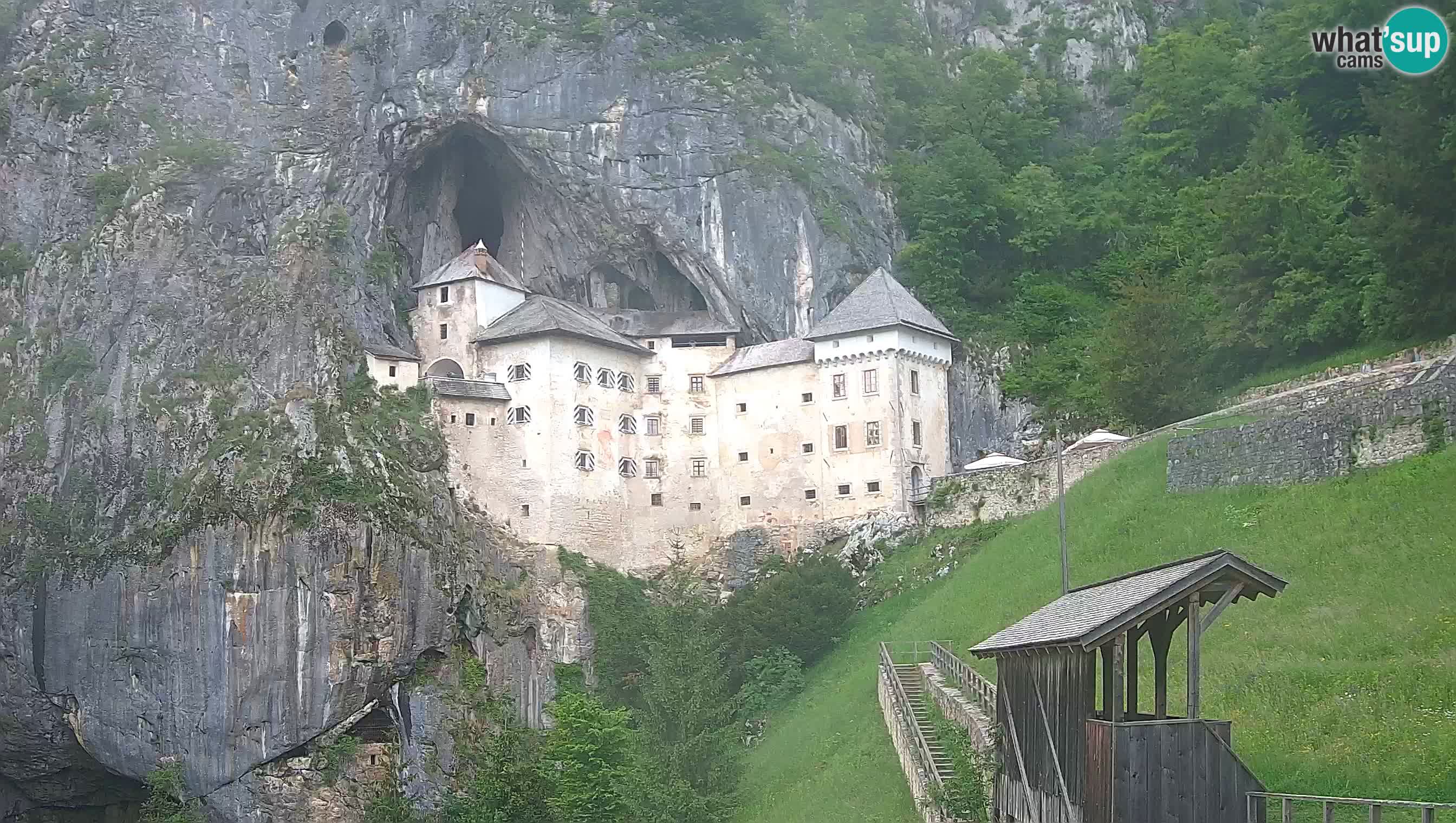 Camera en vivo Castillo de Predjama – Postojna – Eslovenia