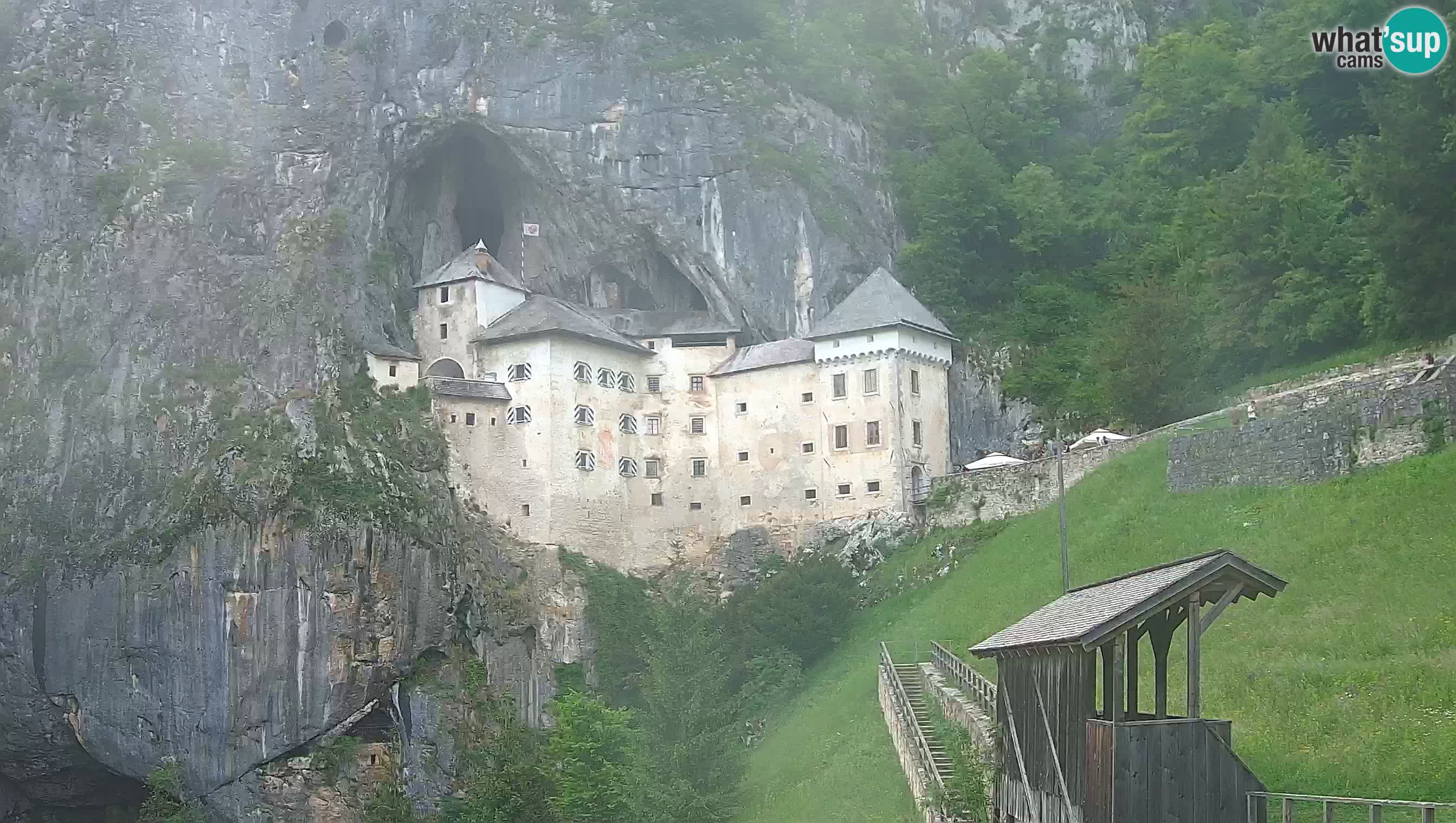 Live Webcam Predjamski grad – Predjama Castle – Postojna – Slovenia