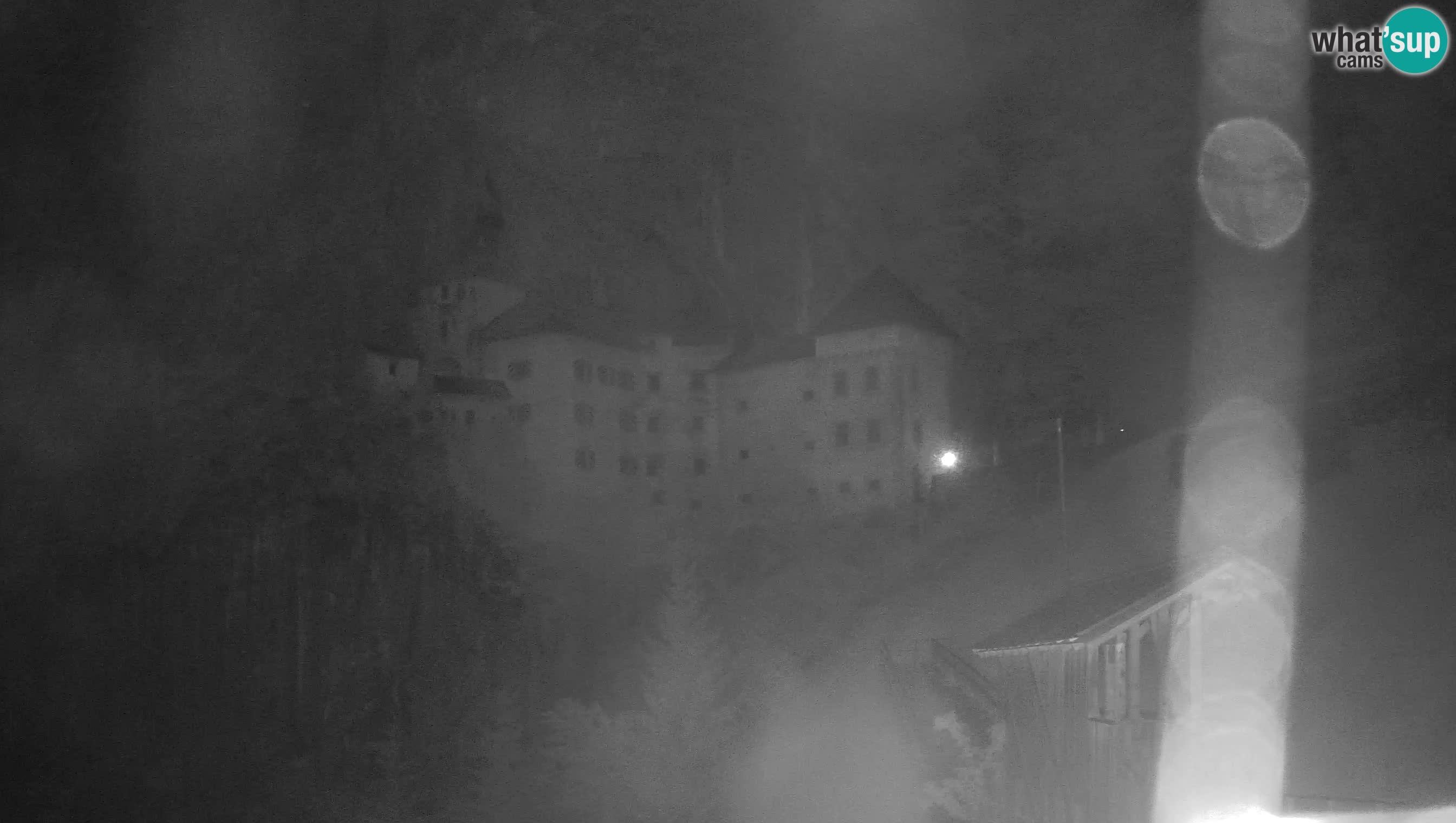 Live Webcam Predjamski grad – Predjama Castle – Postojna – Slovenia
