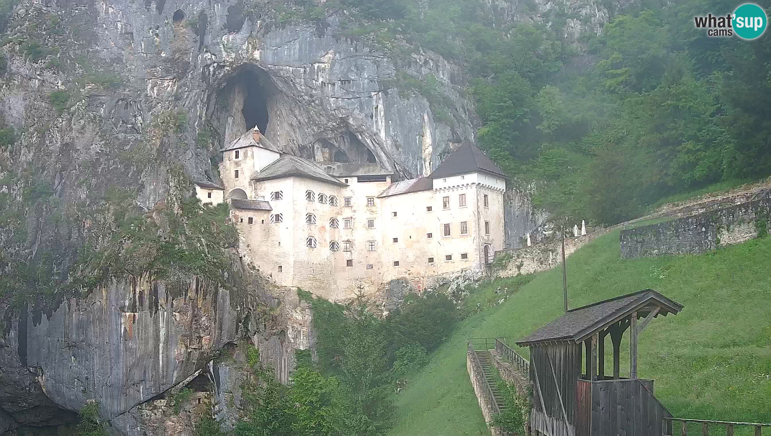Live Webcam Predjamski grad – Predjama Castle – Postojna – Slovenia