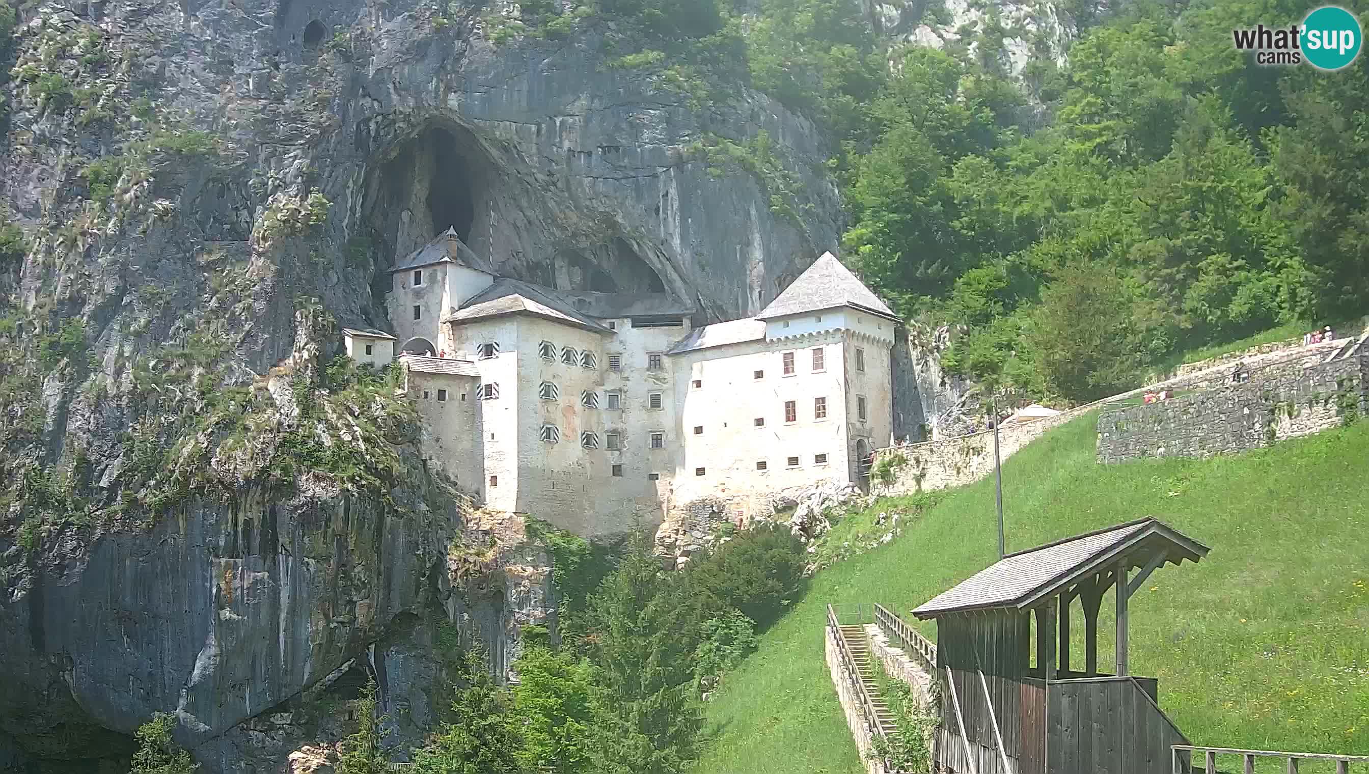 Live Webcam Castello di Predjama – Postumia – Slovenia