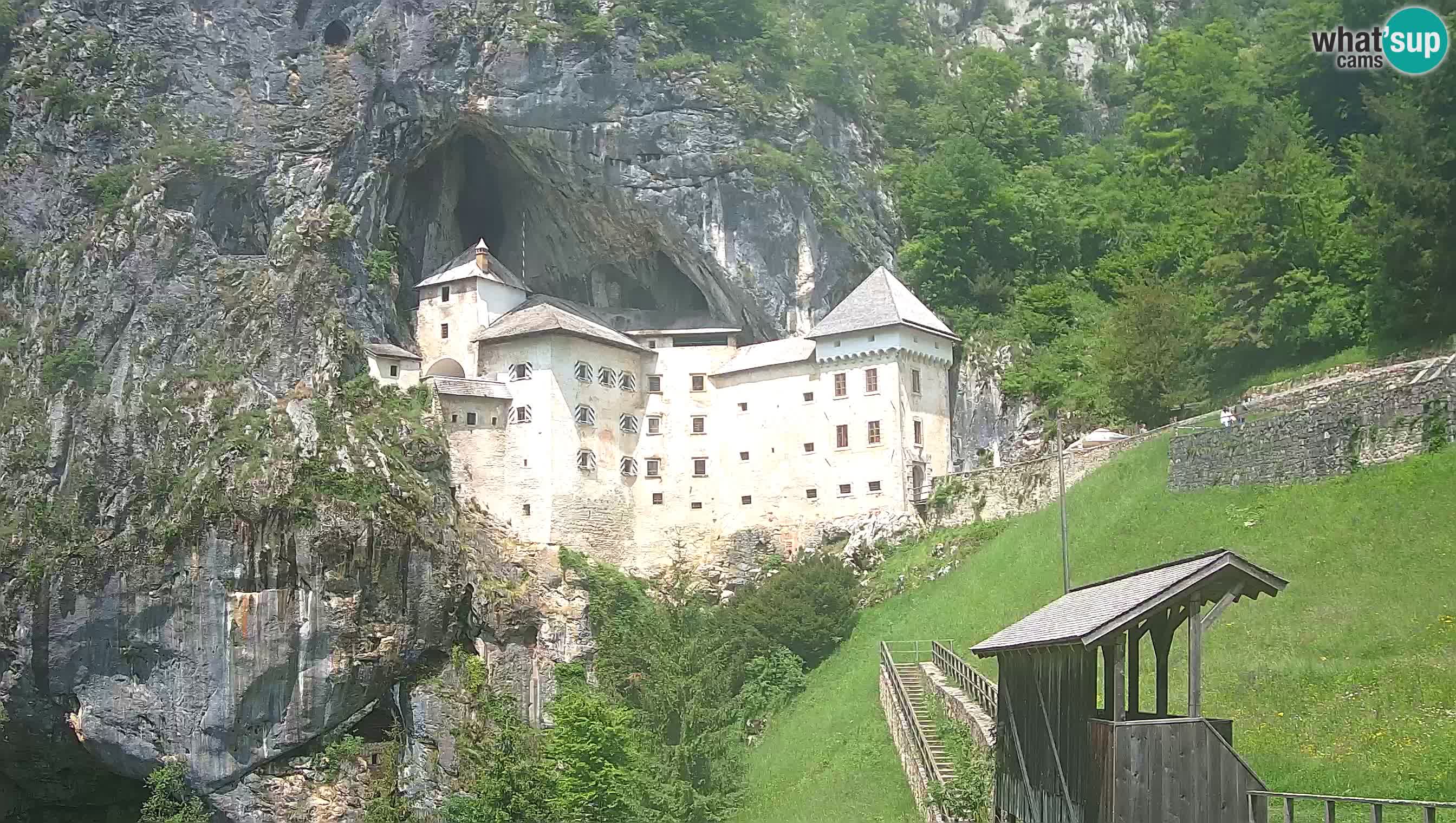 Live Webcam Castello di Predjama – Postumia – Slovenia