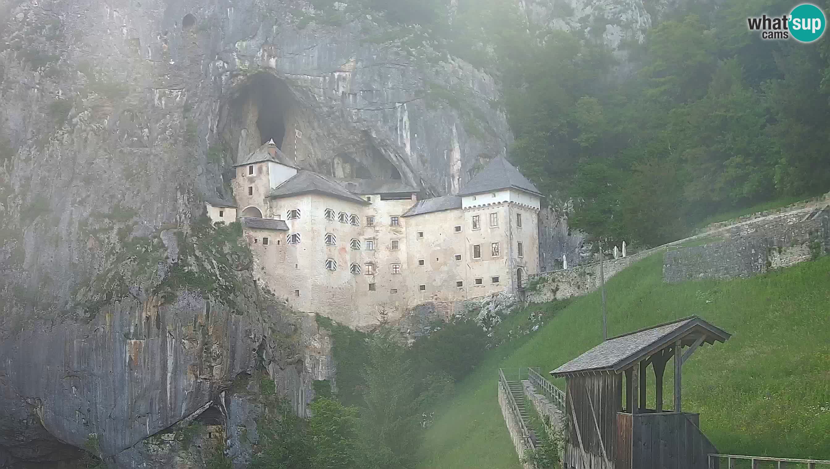 Web kamera Predjamski dvorac – Postojna – Slovenija