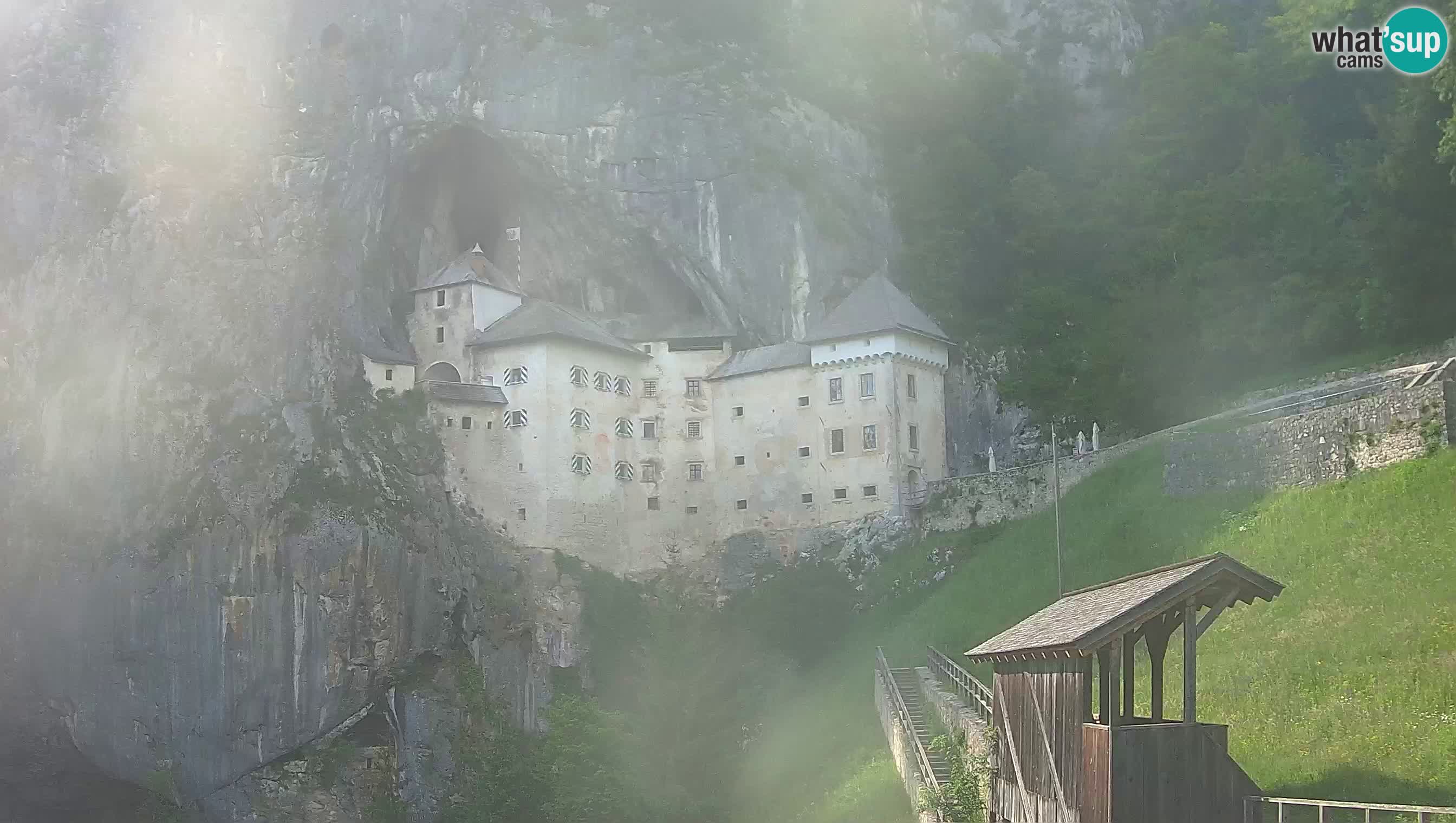 Camera en vivo Castillo de Predjama – Postojna – Eslovenia
