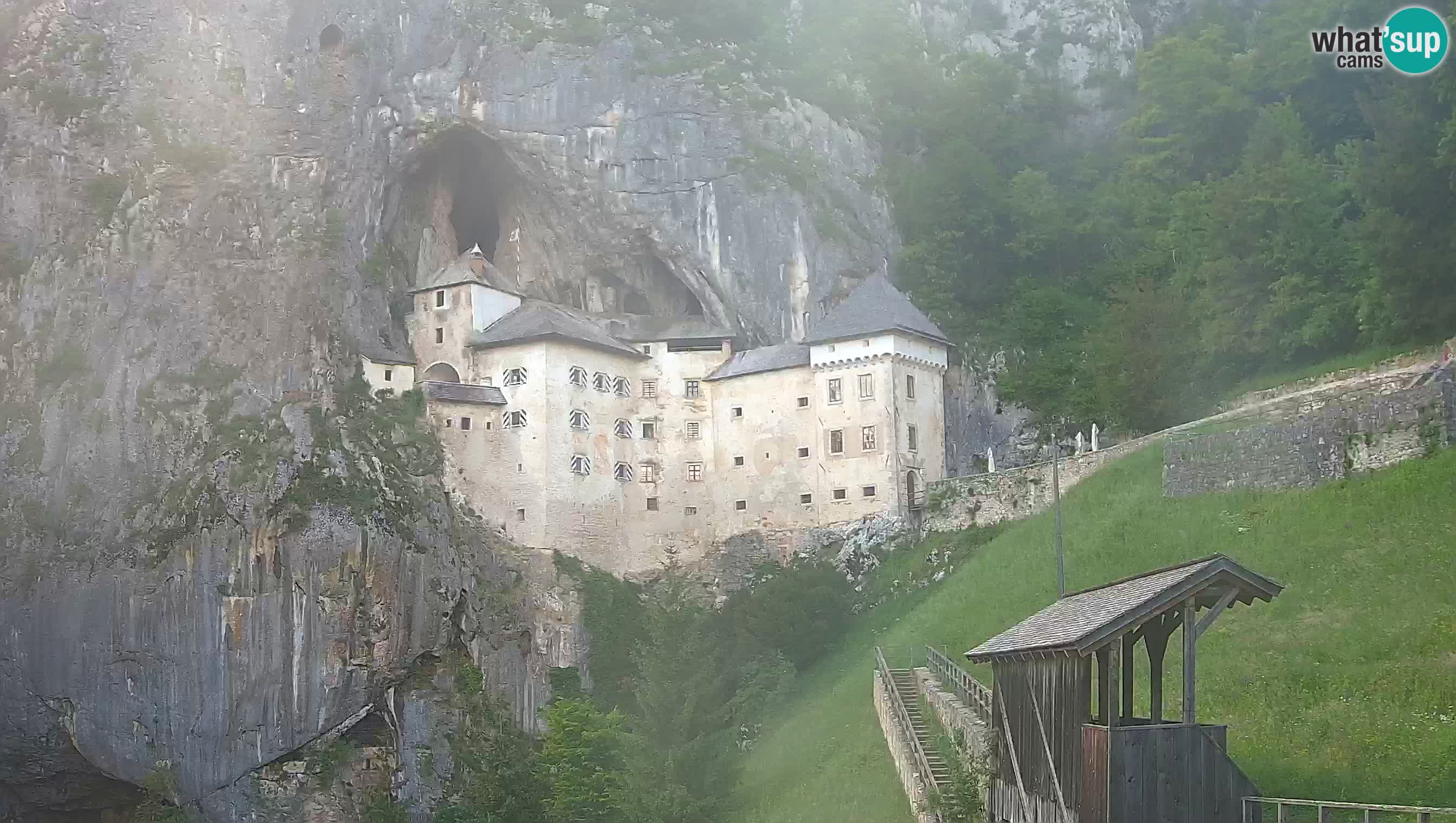 Live Webcam Predjamski grad – Predjama Castle – Postojna – Slovenia