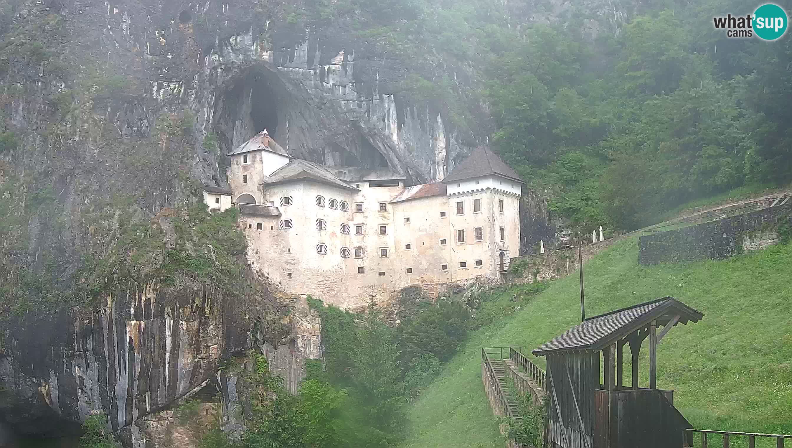 Live Webcam Predjamski grad – Predjama Castle – Postojna – Slovenia