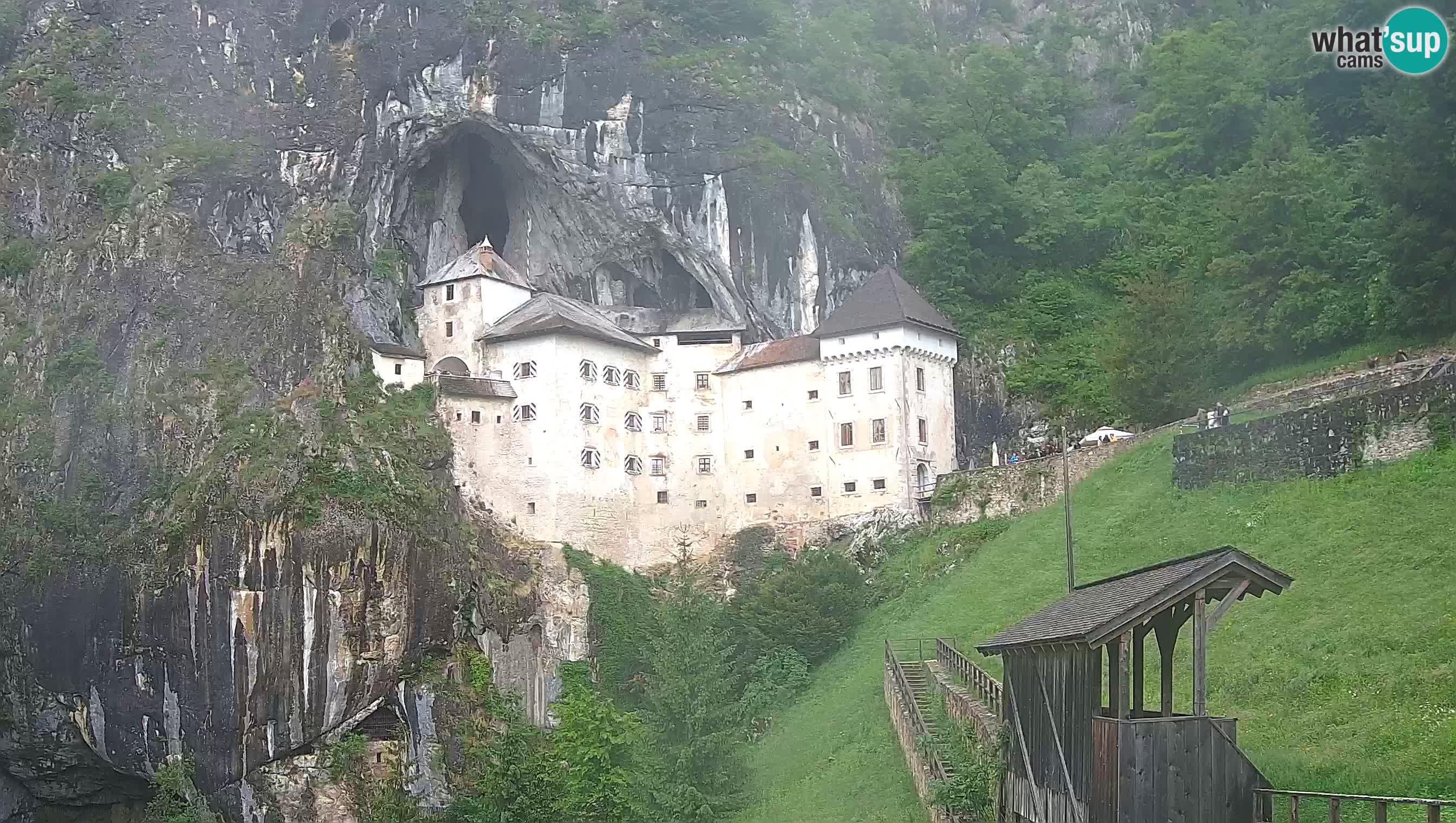 Live Webcam Predjamski grad – Predjama Castle – Postojna – Slovenia
